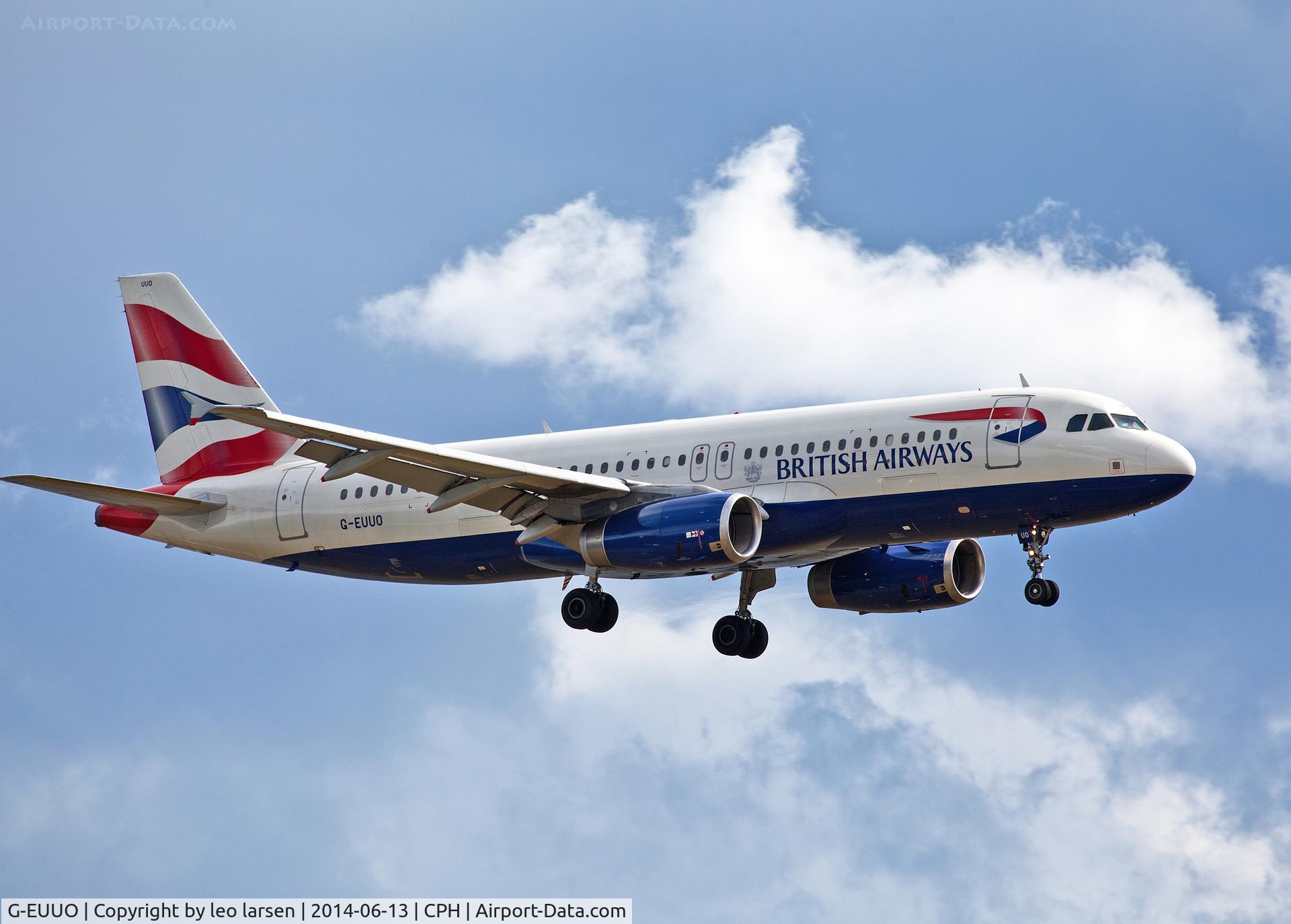 G-EUUO, 2003 Airbus A320-232 C/N 1958, Copenhagen 13.6.2014 L/D R-30