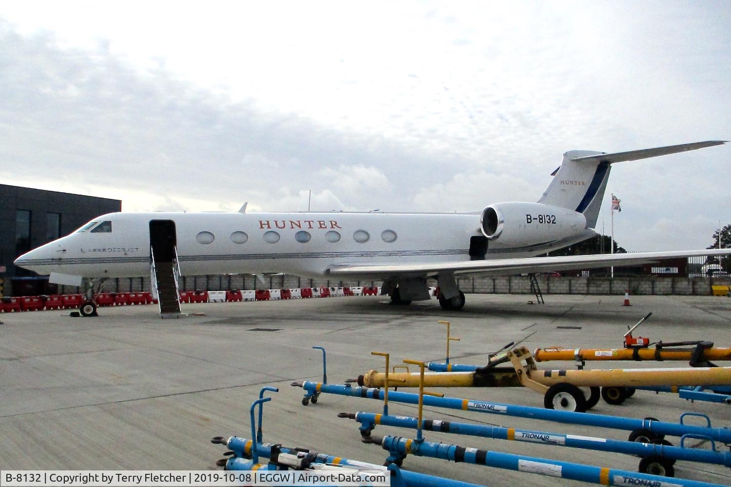 B-8132, Gulfstream Aerospace GV-SP (G550) C/N 5291, At Luton