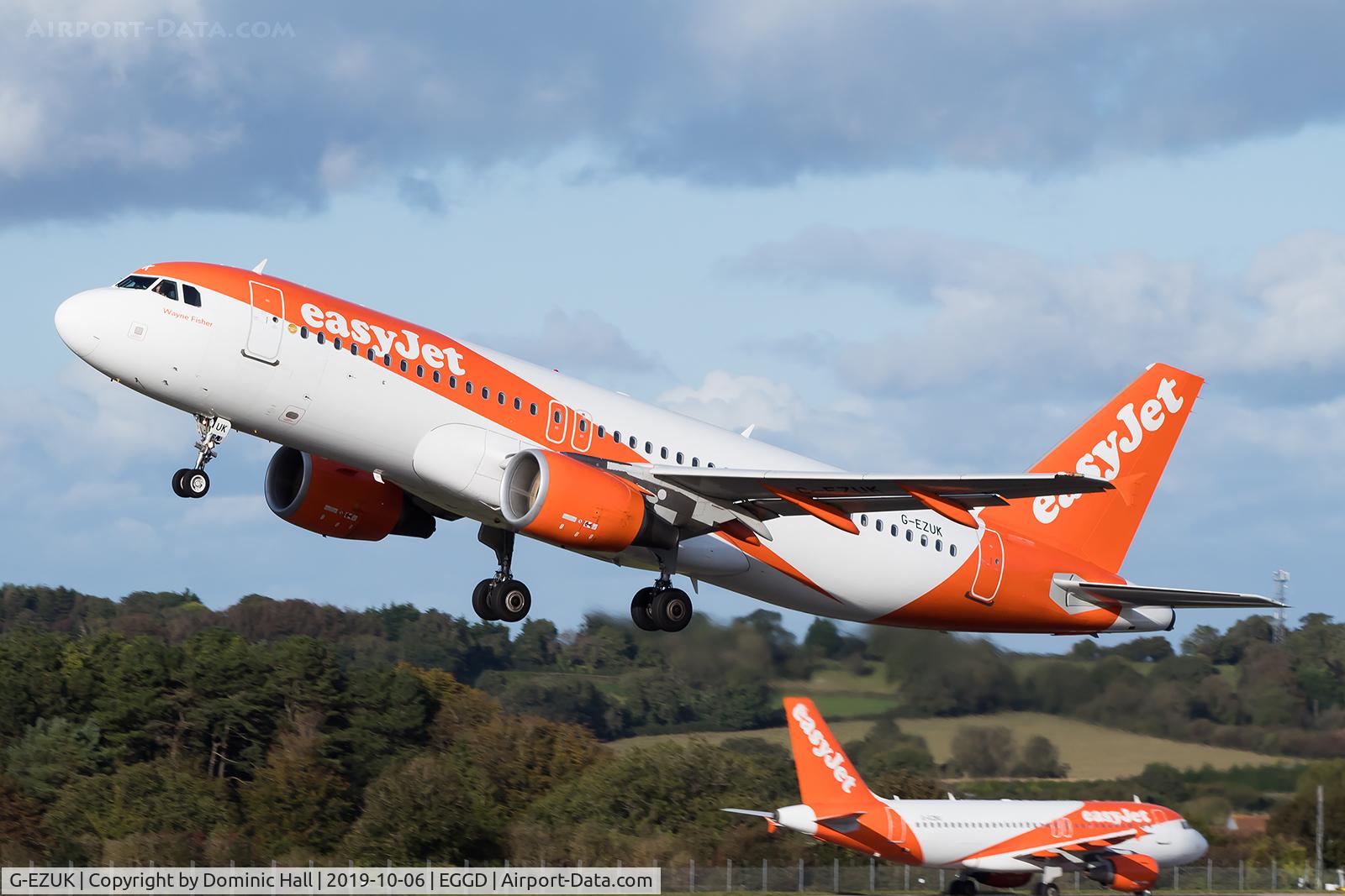 G-EZUK, 2011 Airbus A320-214 C/N 4749, Departing RWY 27