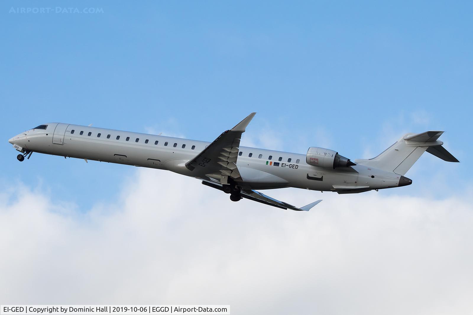EI-GED, 2009 Bombardier CRJ-900 (CL-600-2D24) C/N 15240, Departing RWY 27