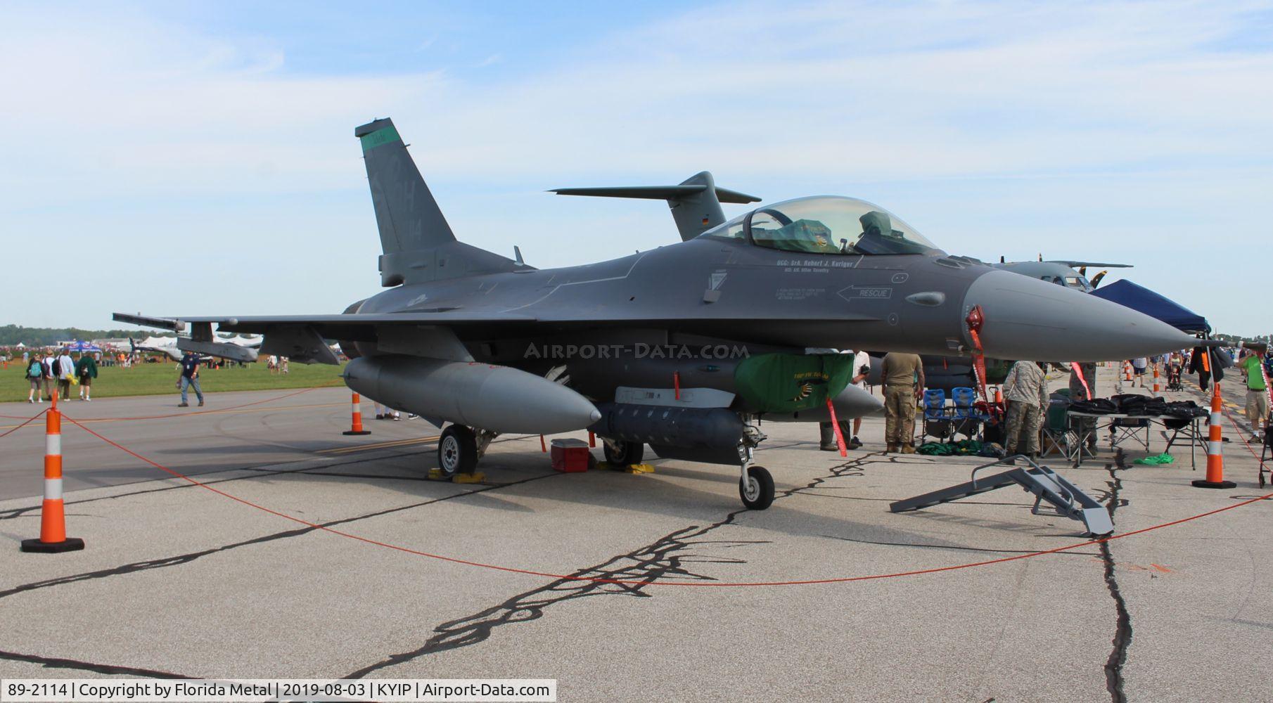 89-2114, 1989 General Dynamics F-16C C/N 1C-267, Thunder Over Michigan 2019