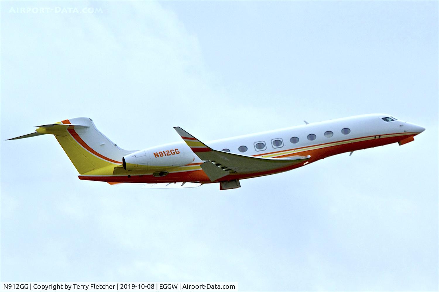 N912GG, 2015 Gulfstream G-VI (G650ER) C/N 6193, At Luton