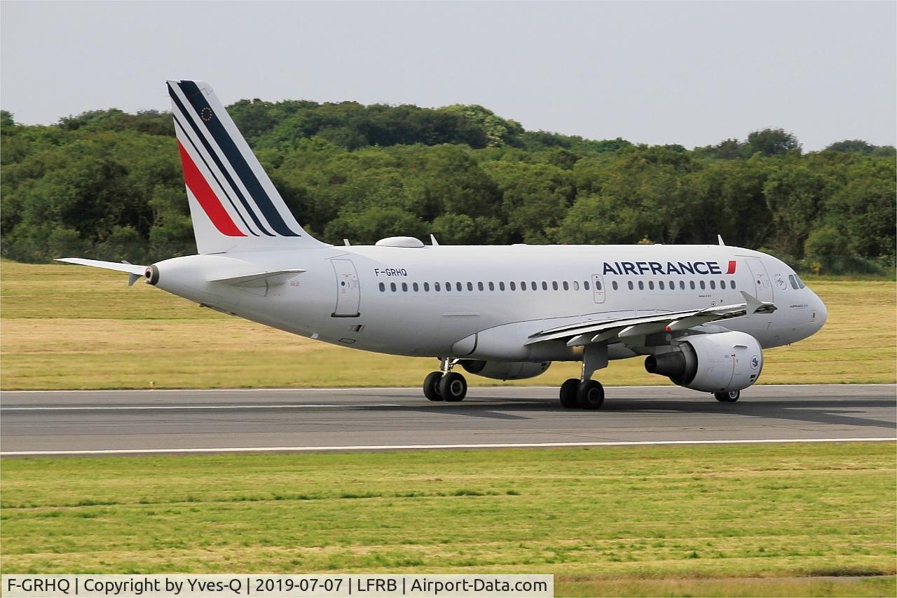 F-GRHQ, 2000 Airbus A319-111 C/N 1404, Airbus A319-111, Take off run rwy 07R, Brest-Bretagne airport (LFRB-BES)