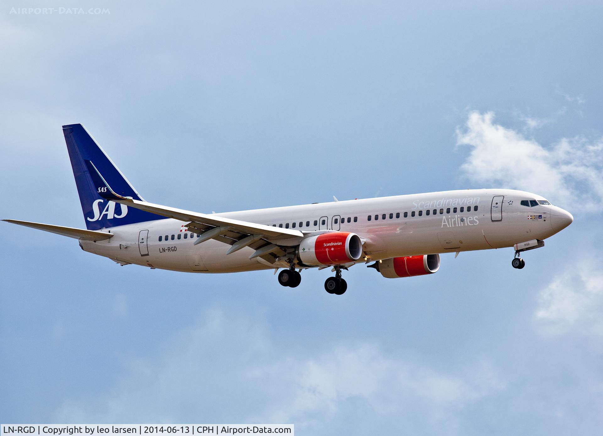LN-RGD, 2013 Boeing 737-86N C/N 41258, Copenhagen 13.6.2014 L/D R-30