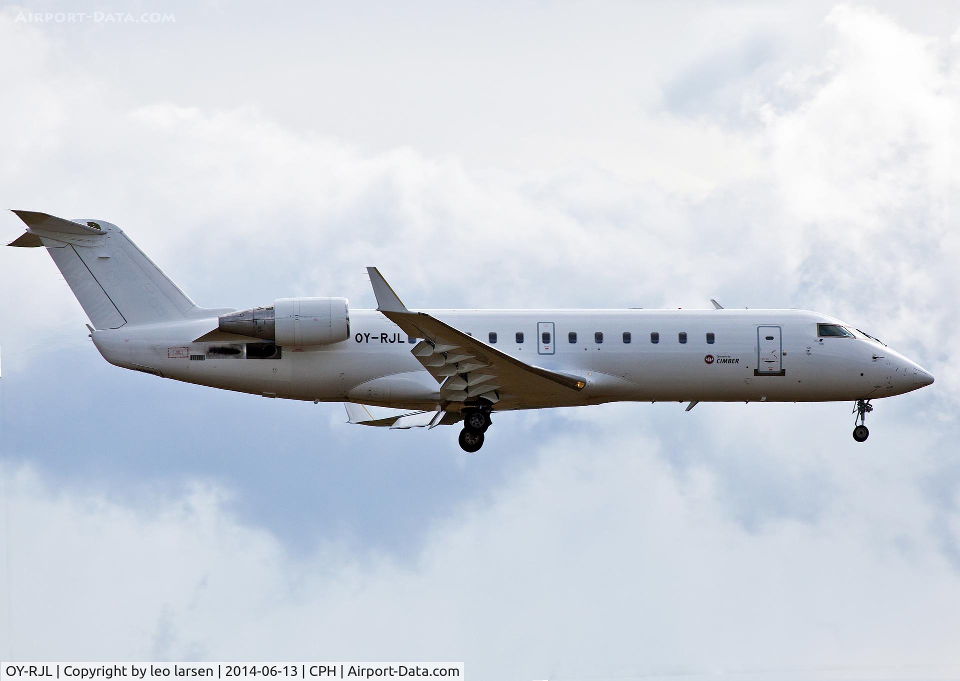OY-RJL, 2002 Bombardier CRJ-200ER (CL-600-2B19) C/N 7661, Copenhagen 13.6.2014 L/D R-30