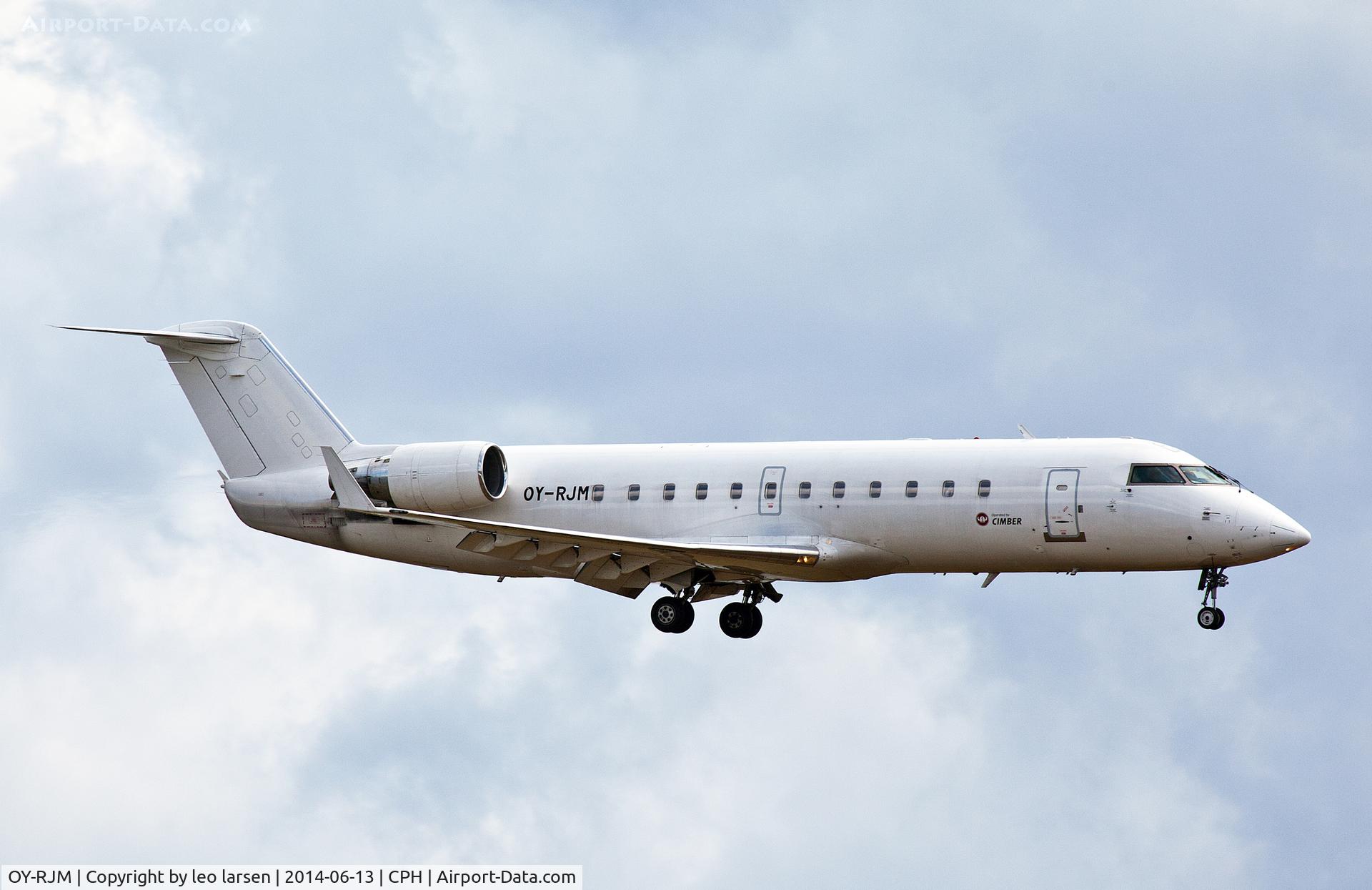 OY-RJM, 2001 Bombardier CRJ-200ER (CL-600-2B19) C/N 7591, Copenhagen 13.6.2014 L/D R-30
