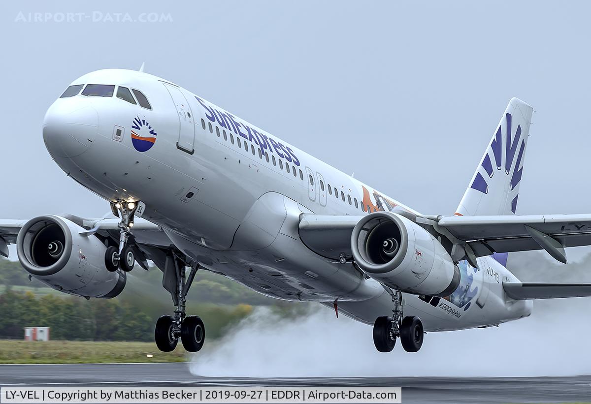 LY-VEL, 2003 Airbus A320-232 C/N 1998, LY-VEL