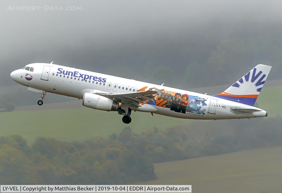 LY-VEL, 2003 Airbus A320-232 C/N 1998, LY-VEL