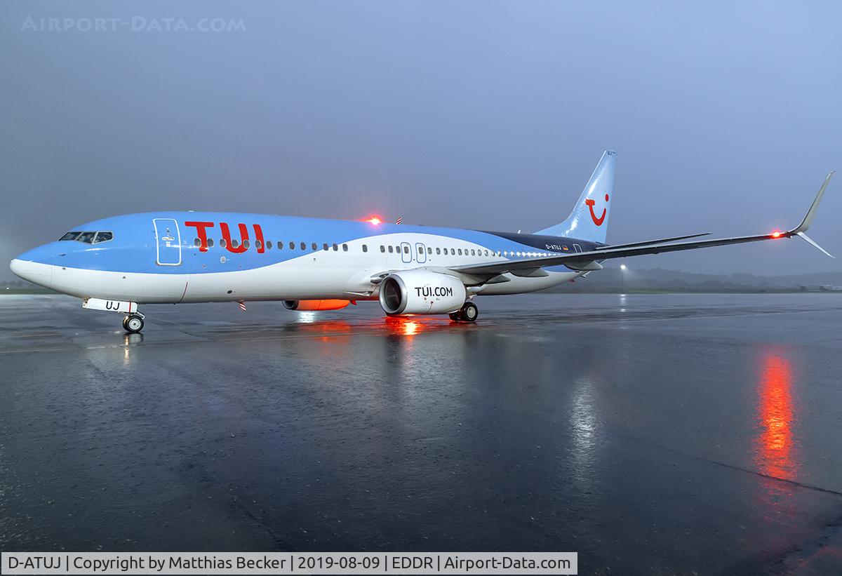 D-ATUJ, 2012 Boeing 737-8K5 C/N 39923, D-ATUJ