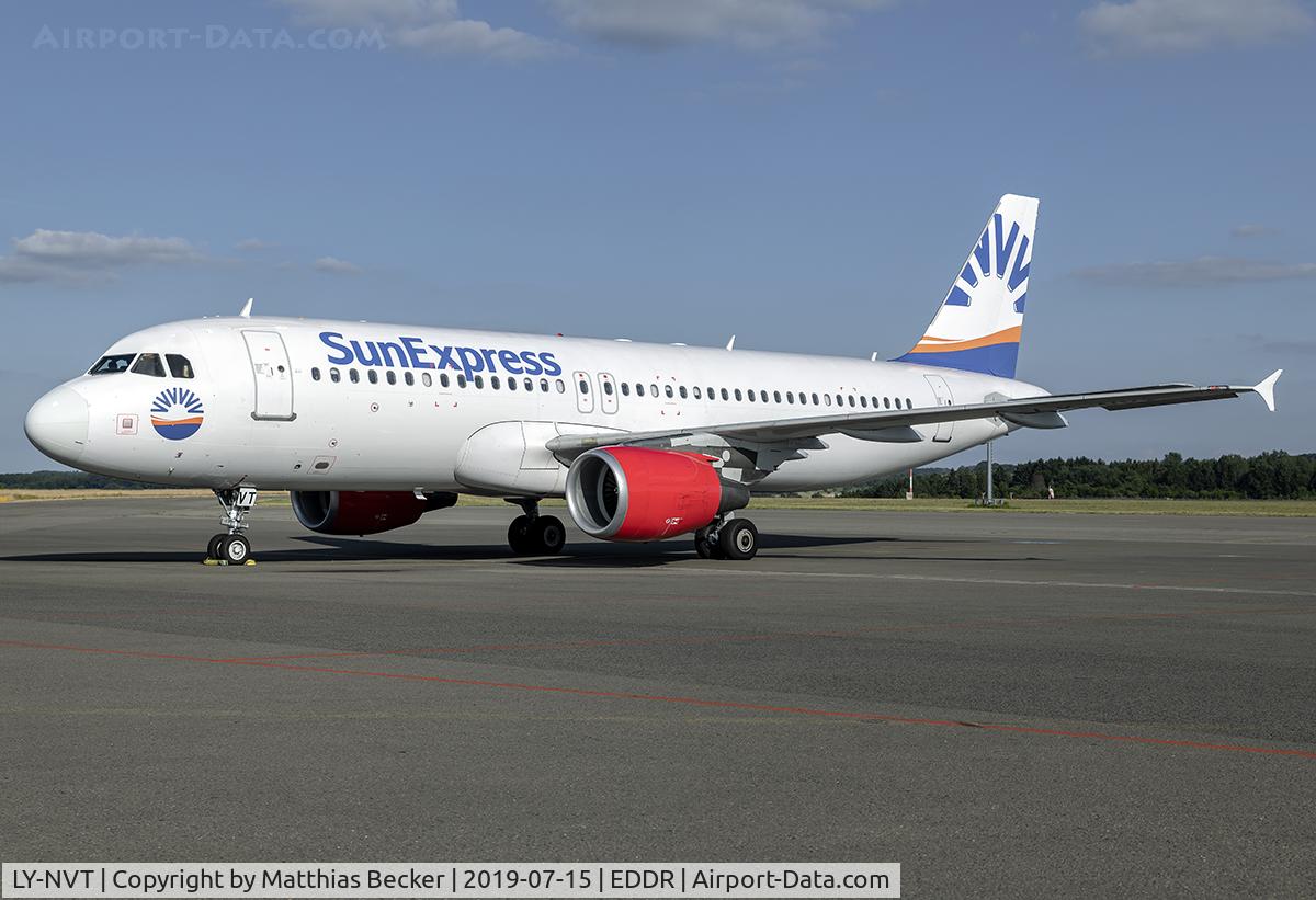 LY-NVT, Airbus A320-200 C/N 3949, LY-NVT