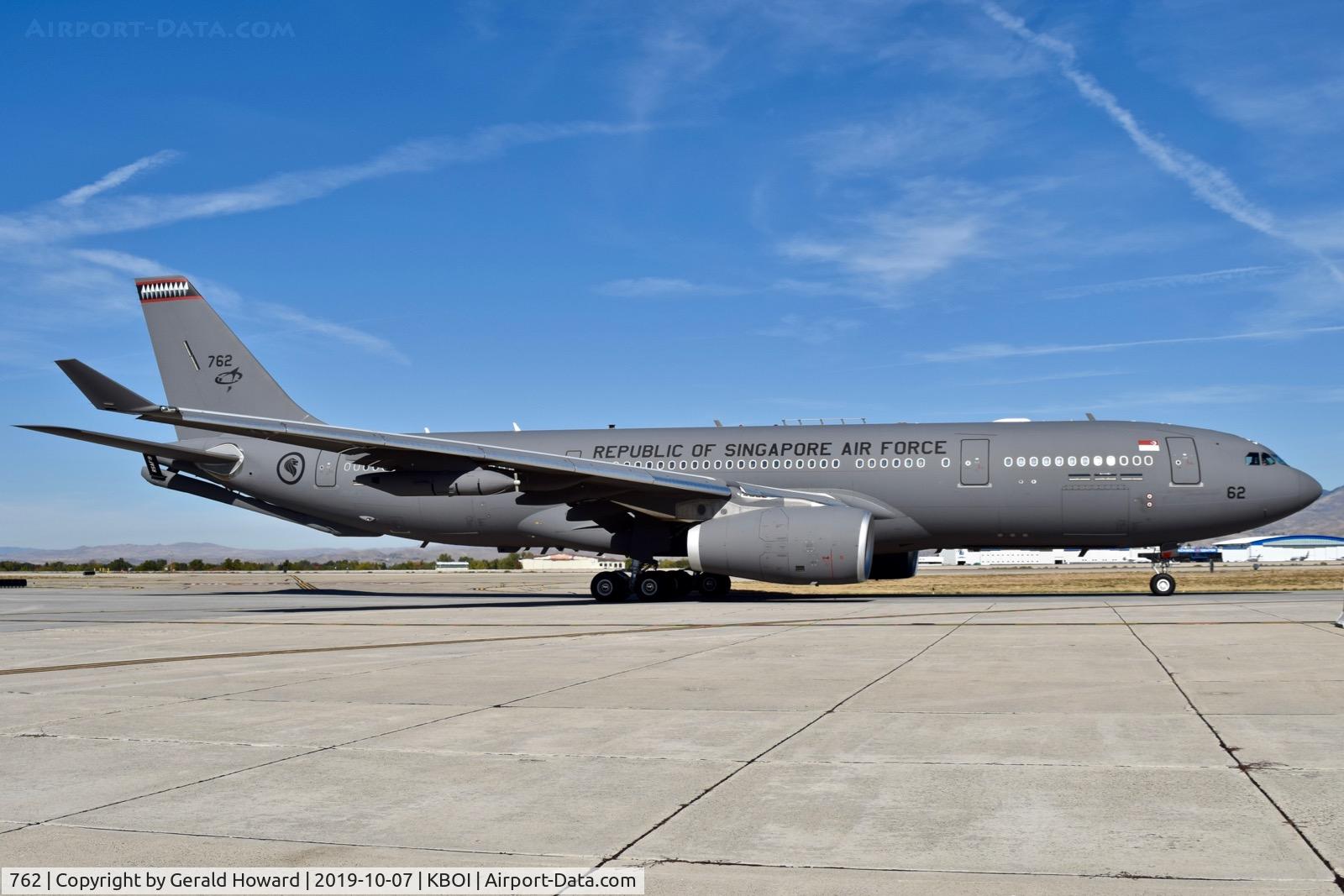 762, 2018 Airbus A330-243-MRTT C/N 1799, Taxiing on Bravo.