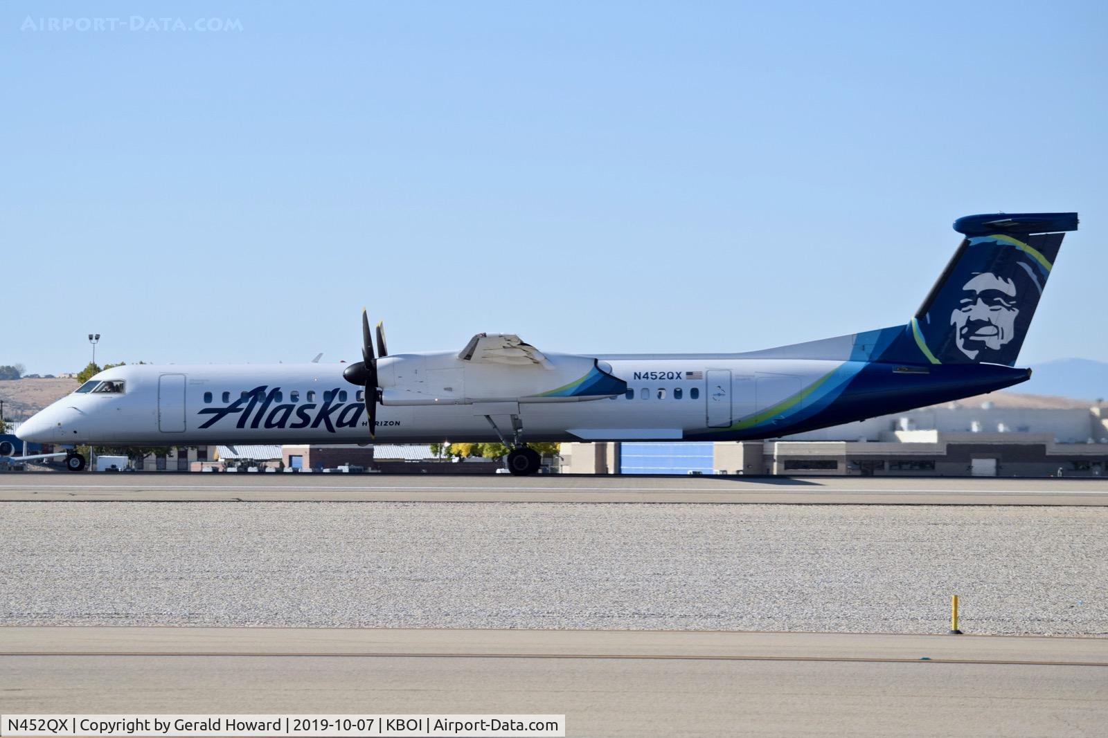 N452QX, 2013 De Havilland Canada DHC-8-402Q Dash 8 Dash 8 C/N 4459, Take off run on RWY 10L.