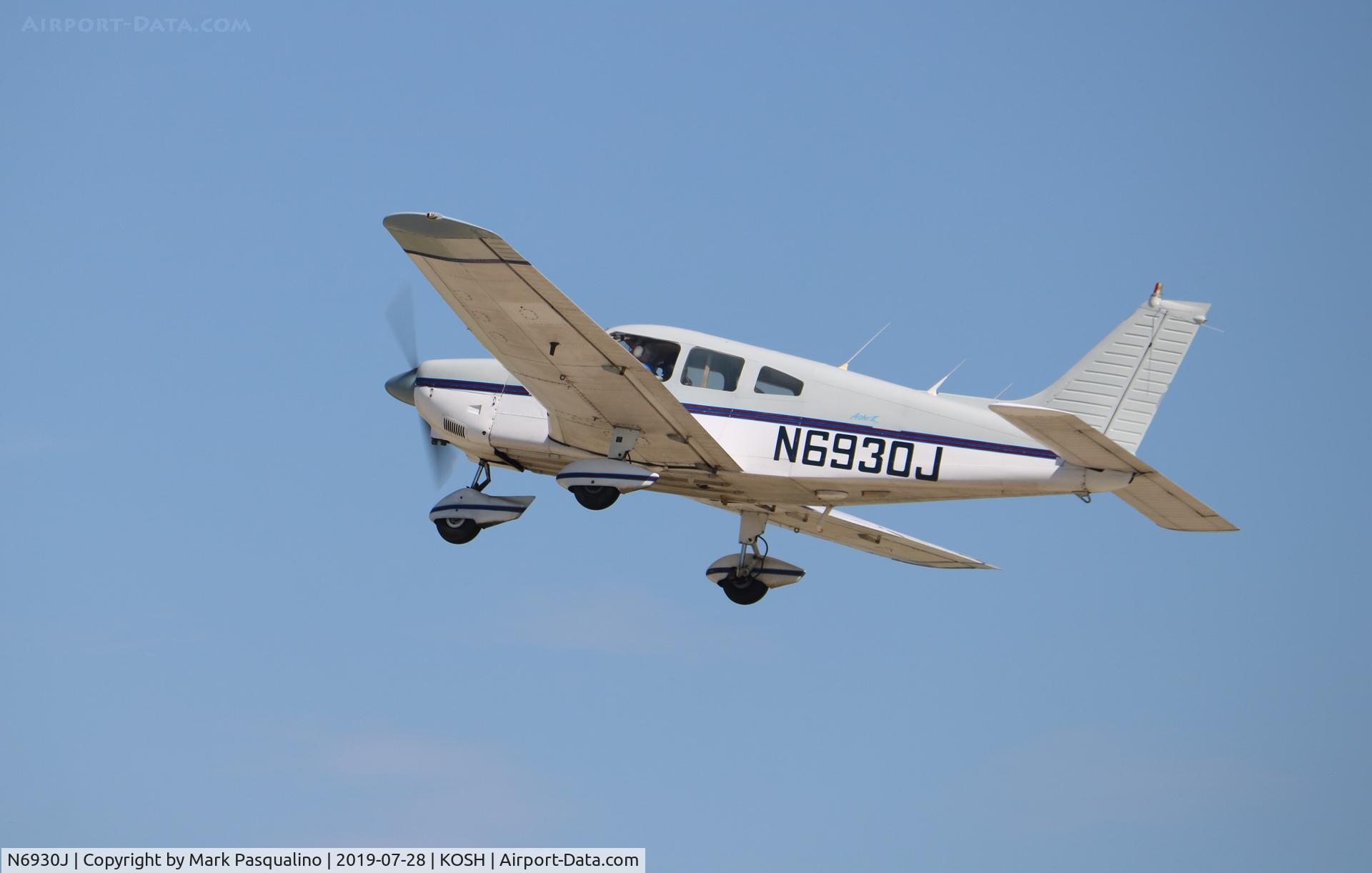 N6930J, 1976 Piper PA-28-181 Archer C/N 28-7690432, Piper PA-28-181