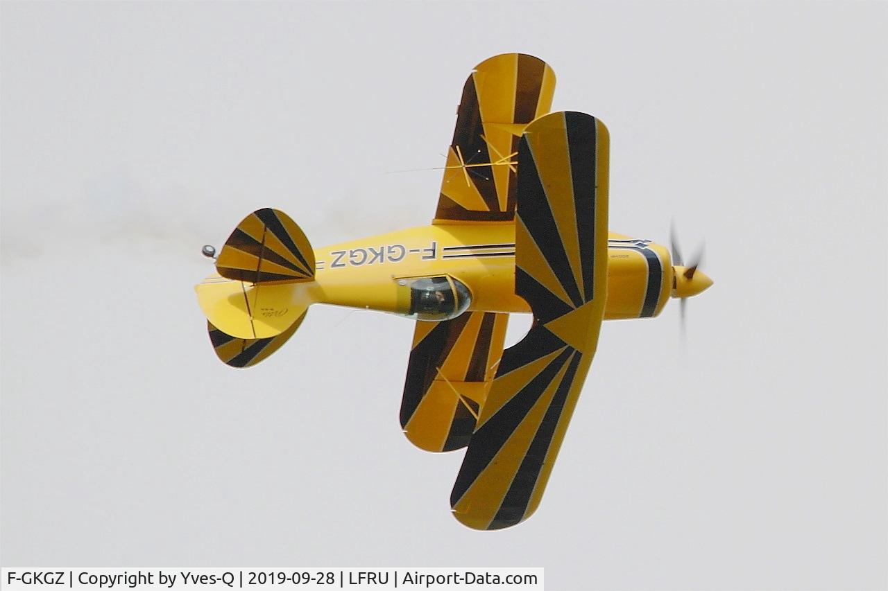 F-GKGZ, 1977 Pitts S-2A Special C/N 2149, Pitts S-2A Special, On display, Morlaix-Ploujean airport (LFRU-MXN) air show 2019