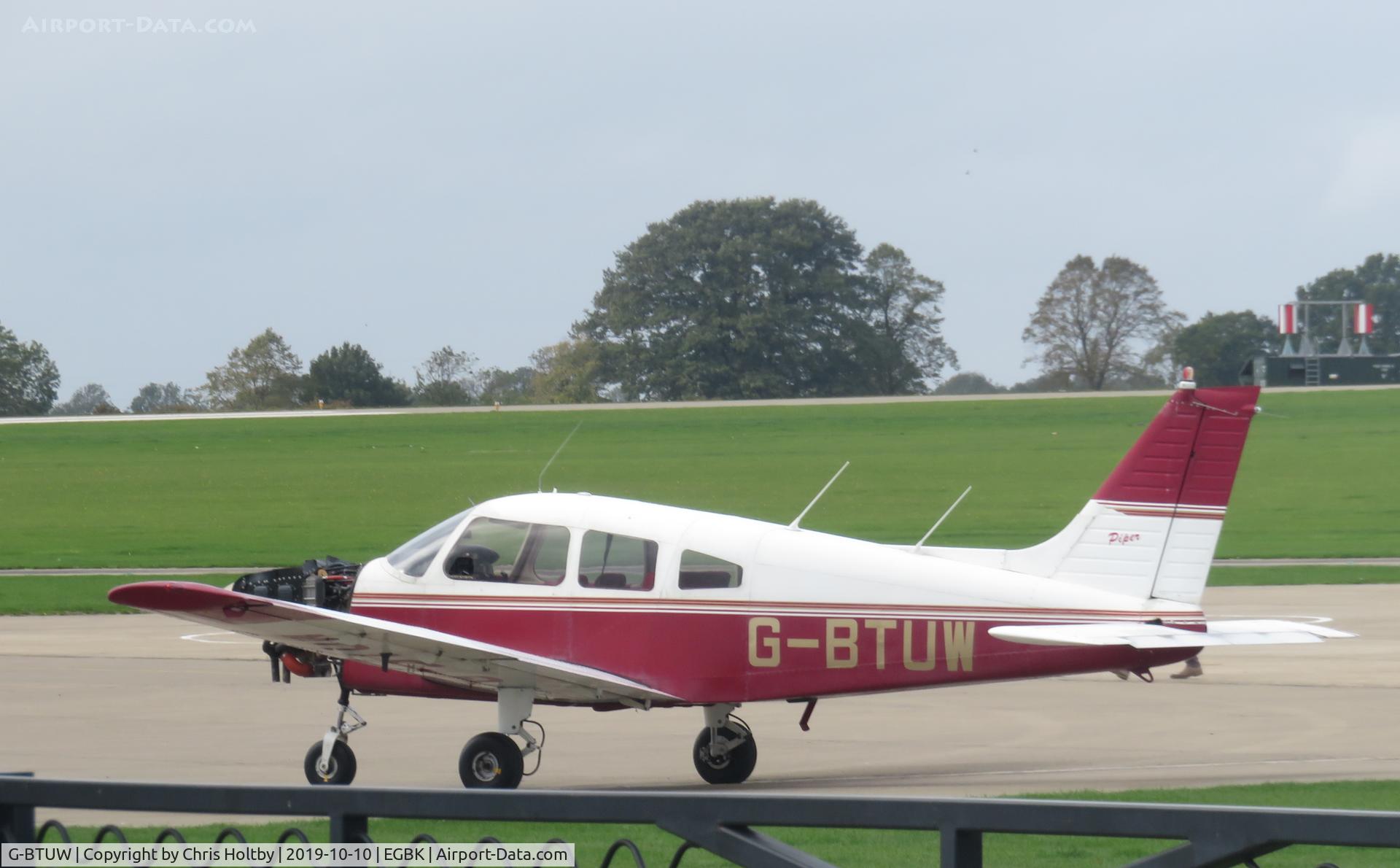 G-BTUW, 1974 Piper PA-28-151 Cherokee Warrior C/N 28-7415066, Engine cover off and parked at Sywell hopefully not a sign of abandonment...