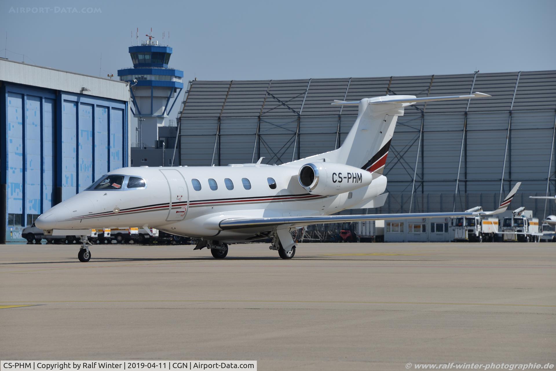 CS-PHM, 2018 Embraer EMB-505 Phenom 300 C/N 50500471, Embraer Phenom 300 EMB-505 - NJE NetJets Transportes Aereos - 50500471 - CS-PHM - 11.04.2019 - CGN