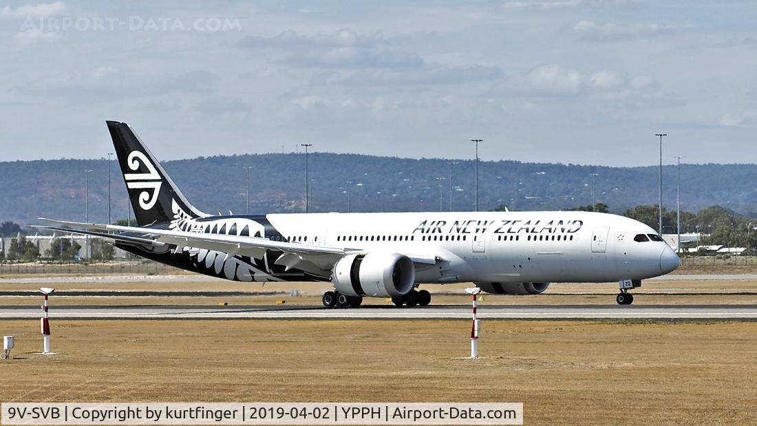 9V-SVB, 2001 Boeing 777-212/ER C/N 28525, Boeing 787-9. AIR NEW ZEALAND  ZK-NZQ arrival runway 21 YPPH 020419. Our curse, heat haze.
