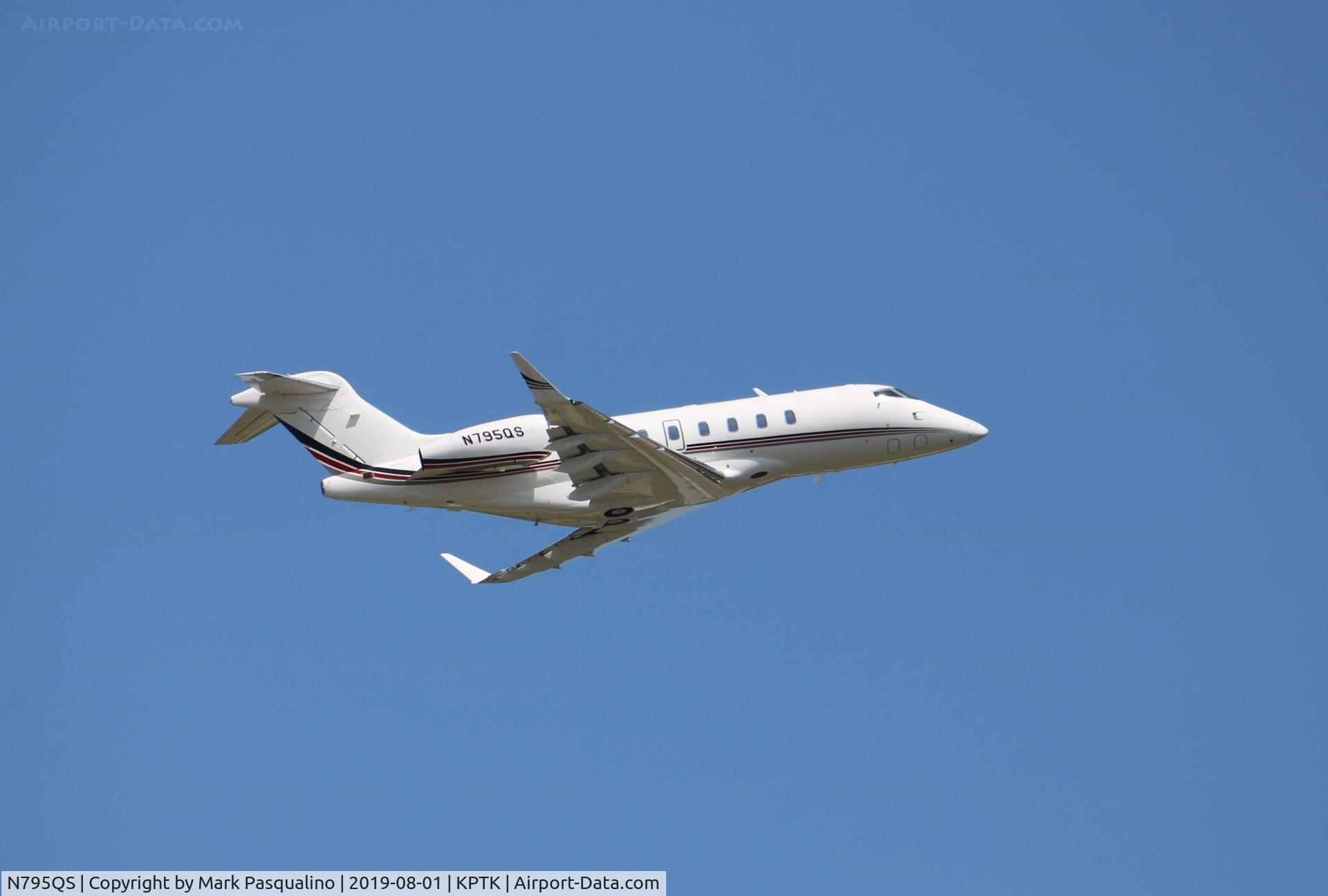 N795QS, 2016 Bombardier Challenger 350 (BD-100-1A10) C/N 20641, Challenger 350