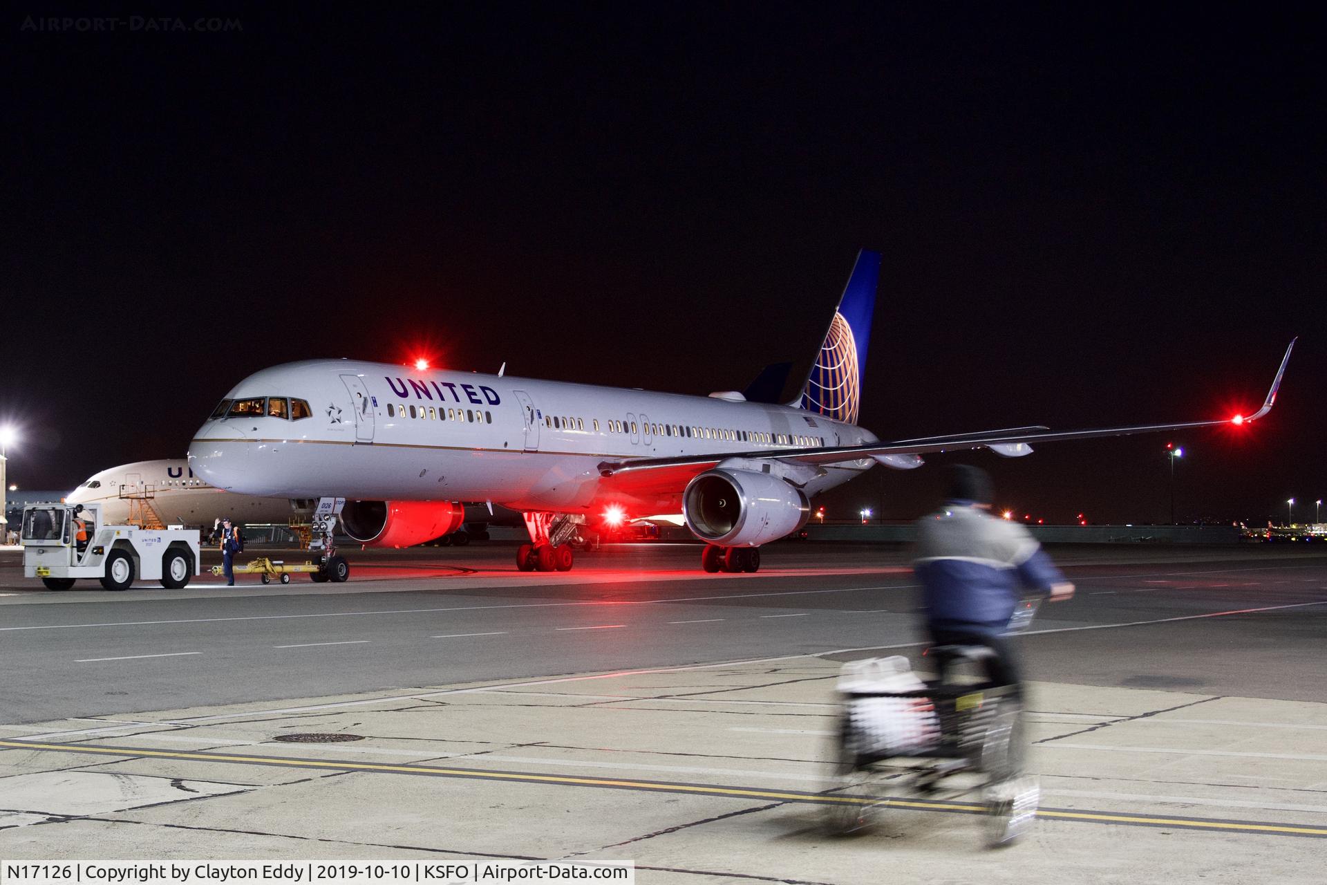 N17126, 1998 Boeing 757-224 C/N 27566, SFO 2019.