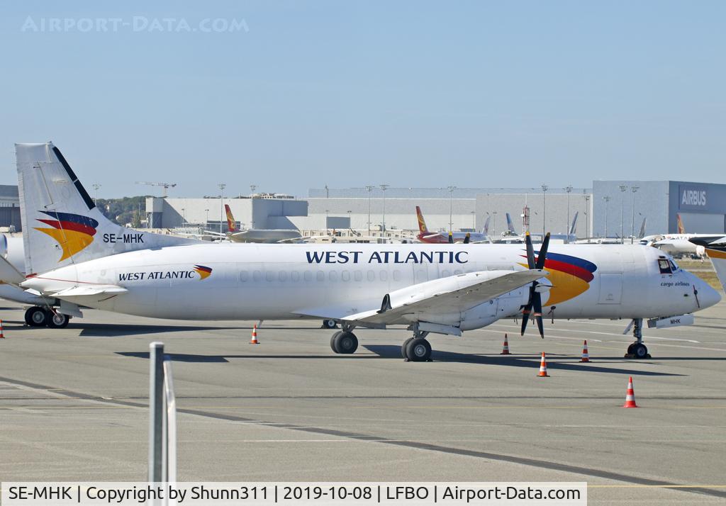 SE-MHK, 1990 British Aerospace ATP(F) C/N 2033, Parked at the General Aviation area...