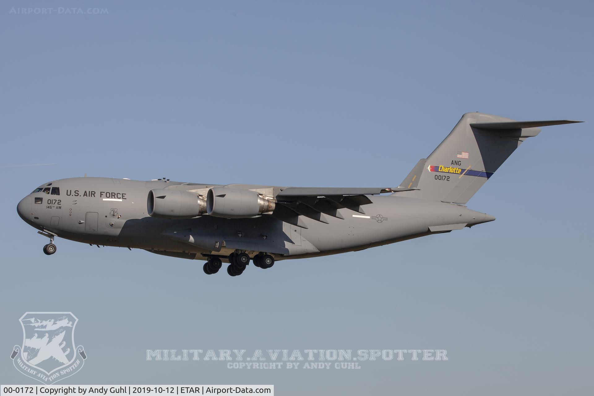 00-0172, 2001 Boeing C-17A Globemaster III C/N P-72, The Spirit of the Cascades