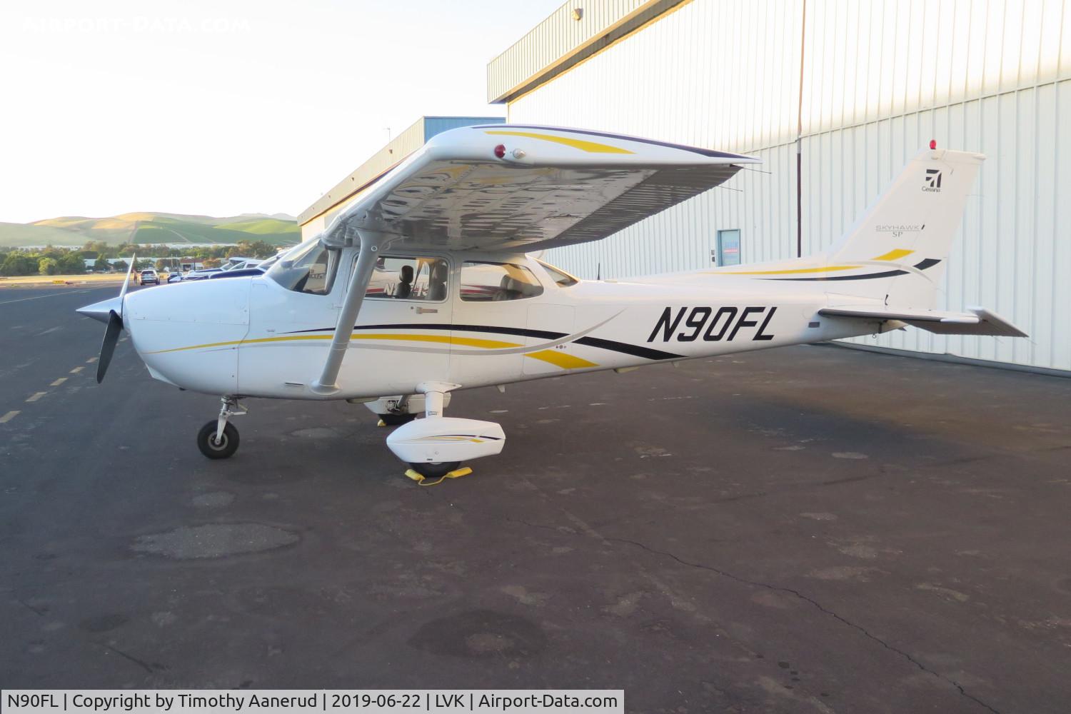N90FL, 1998 Cessna 172R Skyhawk C/N 17280562, 1998 Cessna 172R Skyhawk, c/n: 17280562
