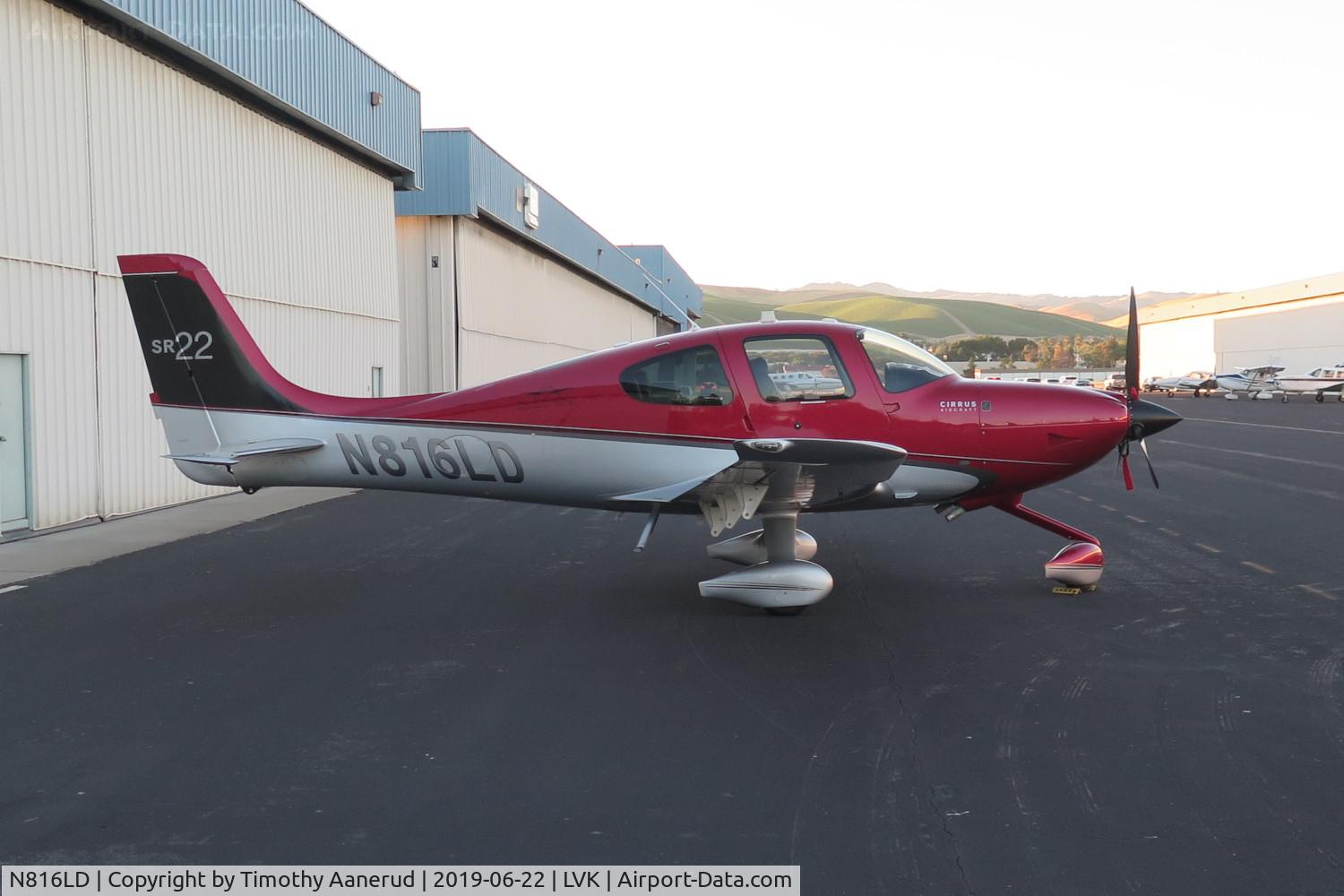 N816LD, 2017 Cirrus SR22 C/N 3843, 2017 CIRRUS DESIGN CORP SR22, c/n: 3843
