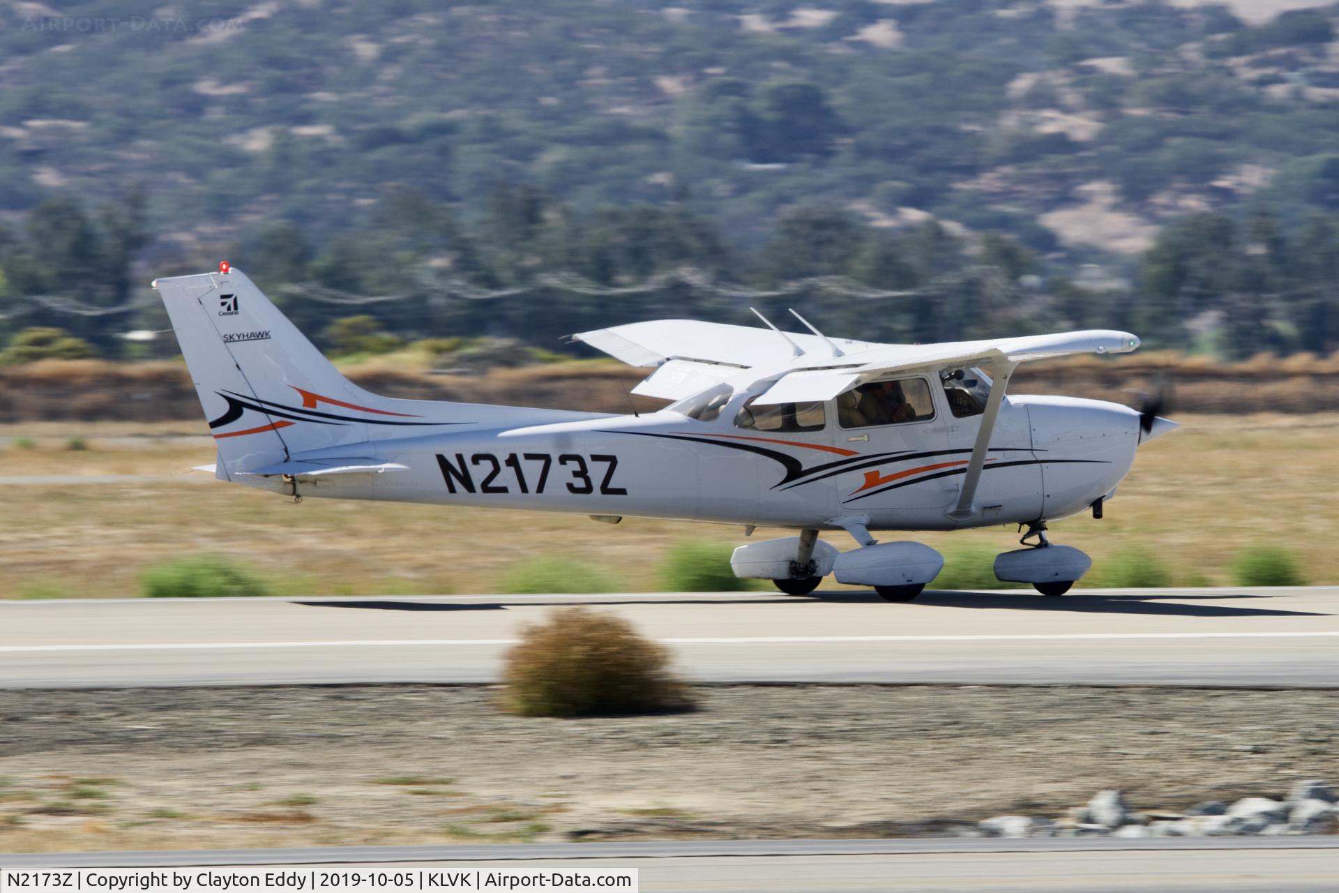 N2173Z, 2004 Cessna 172R C/N 17281216, Livermore airport airshow 2019.