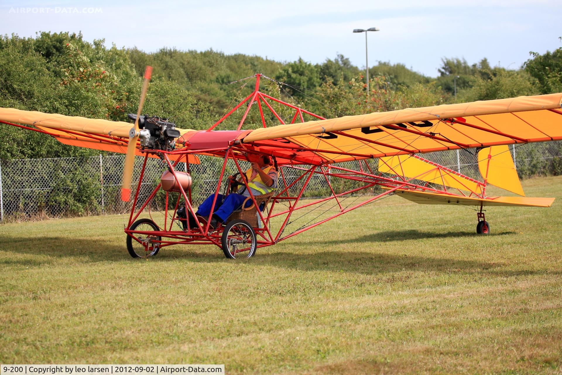 9-200, 2006 Ellehammer Ellehammer Replica C/N 1, Avedøre 2.9.2012