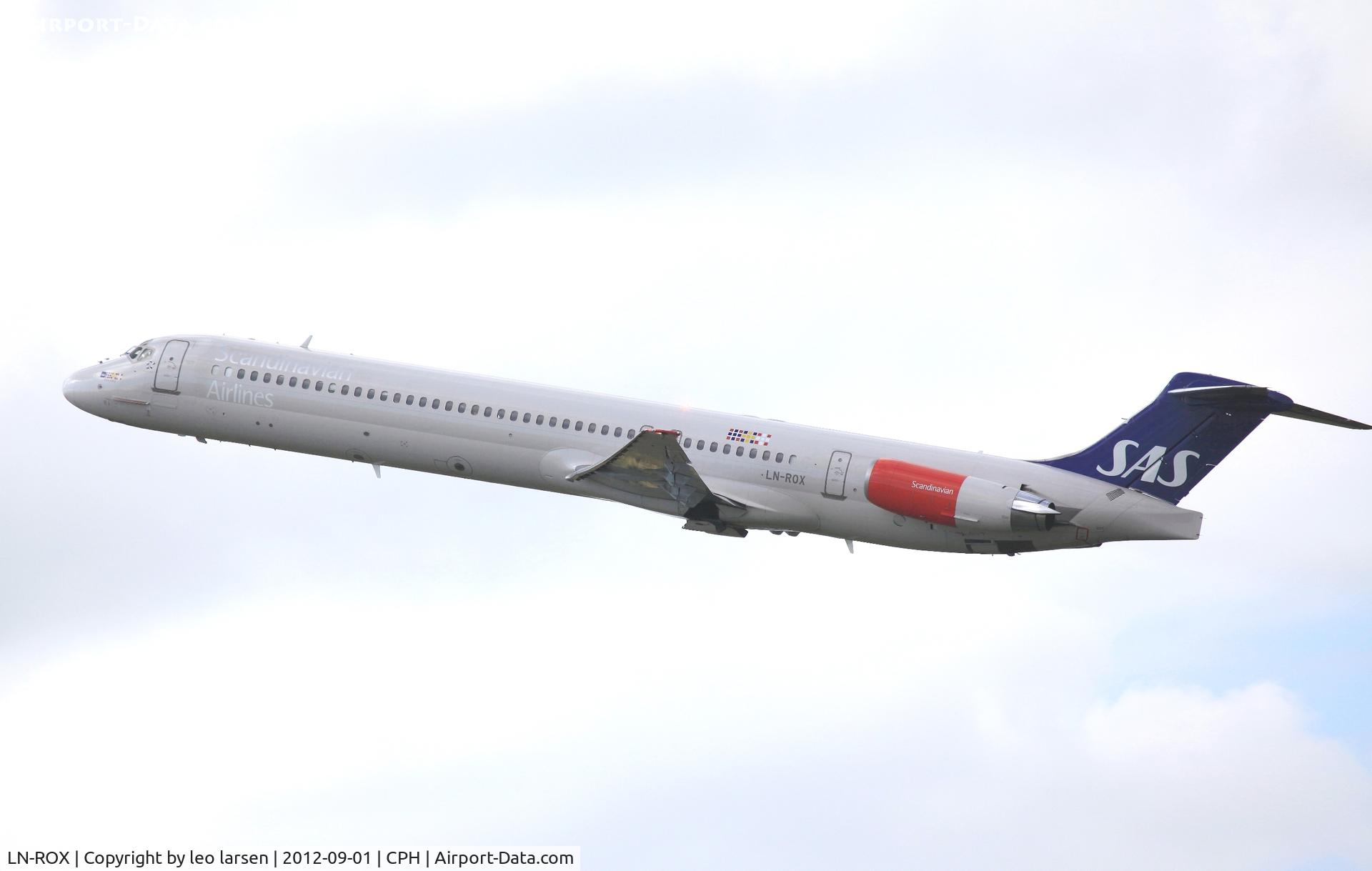 LN-ROX, 1988 McDonnell Douglas MD-82 (DC-9-82) C/N 49603, Copenhagen 1.9.2012