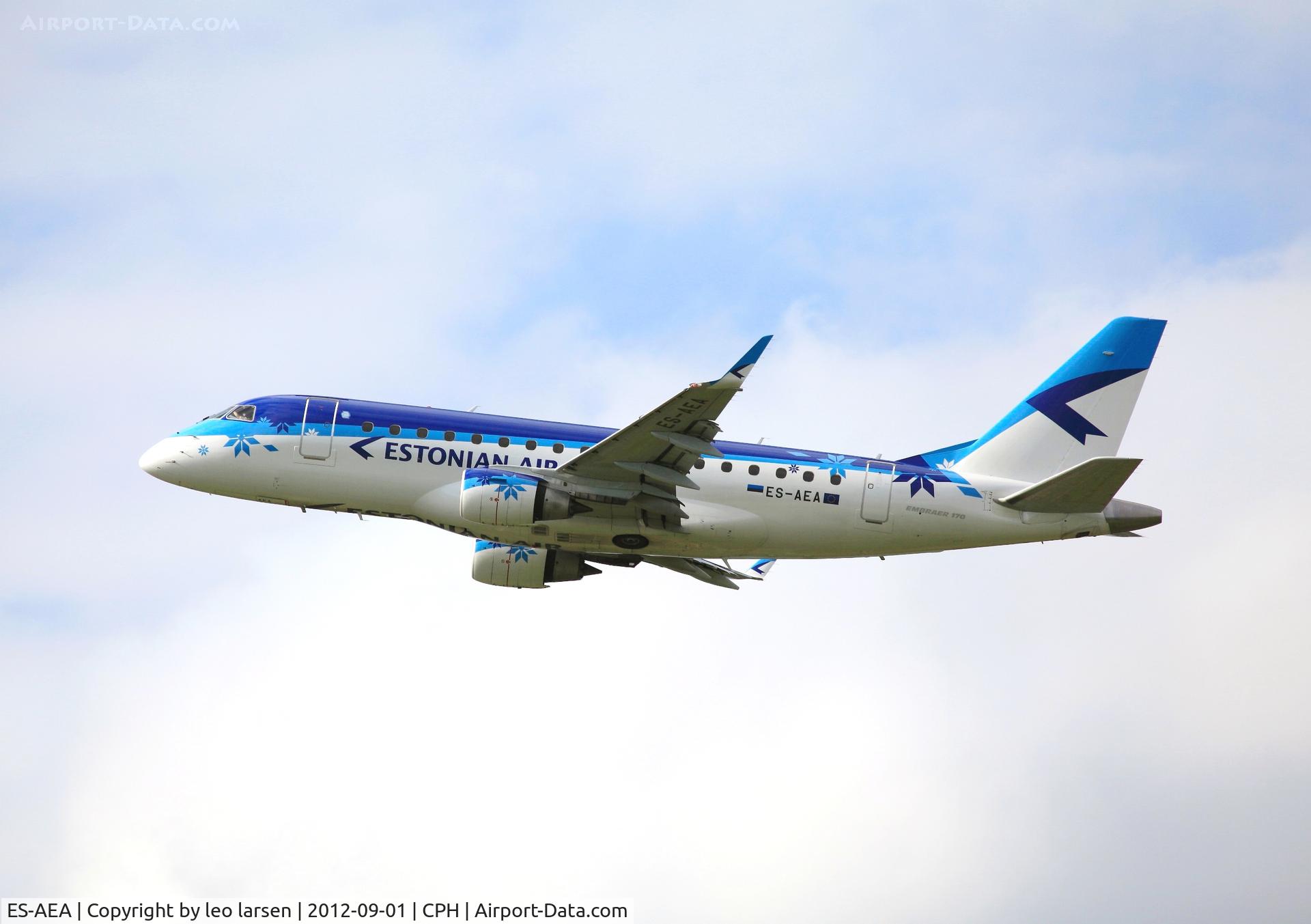 ES-AEA, 2005 Embraer 170LR (ERJ-170-100LR) C/N 17000093, Copenhagen 1.9.2012