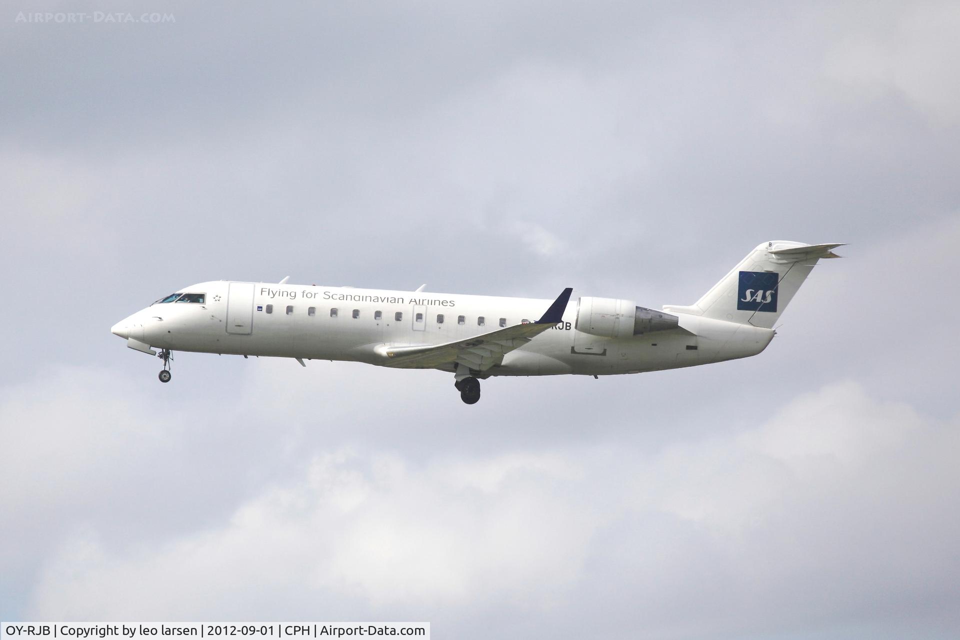 OY-RJB, 2000 Canadair CRJ-200LR (CL-600-2B19) C/N 7419, Copenhagen 1.9.2012
