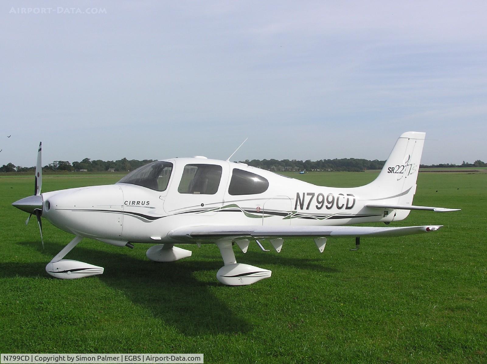 N799CD, 2005 Cirrus SR22 GTS C/N 1543, Cirrus at Turweston