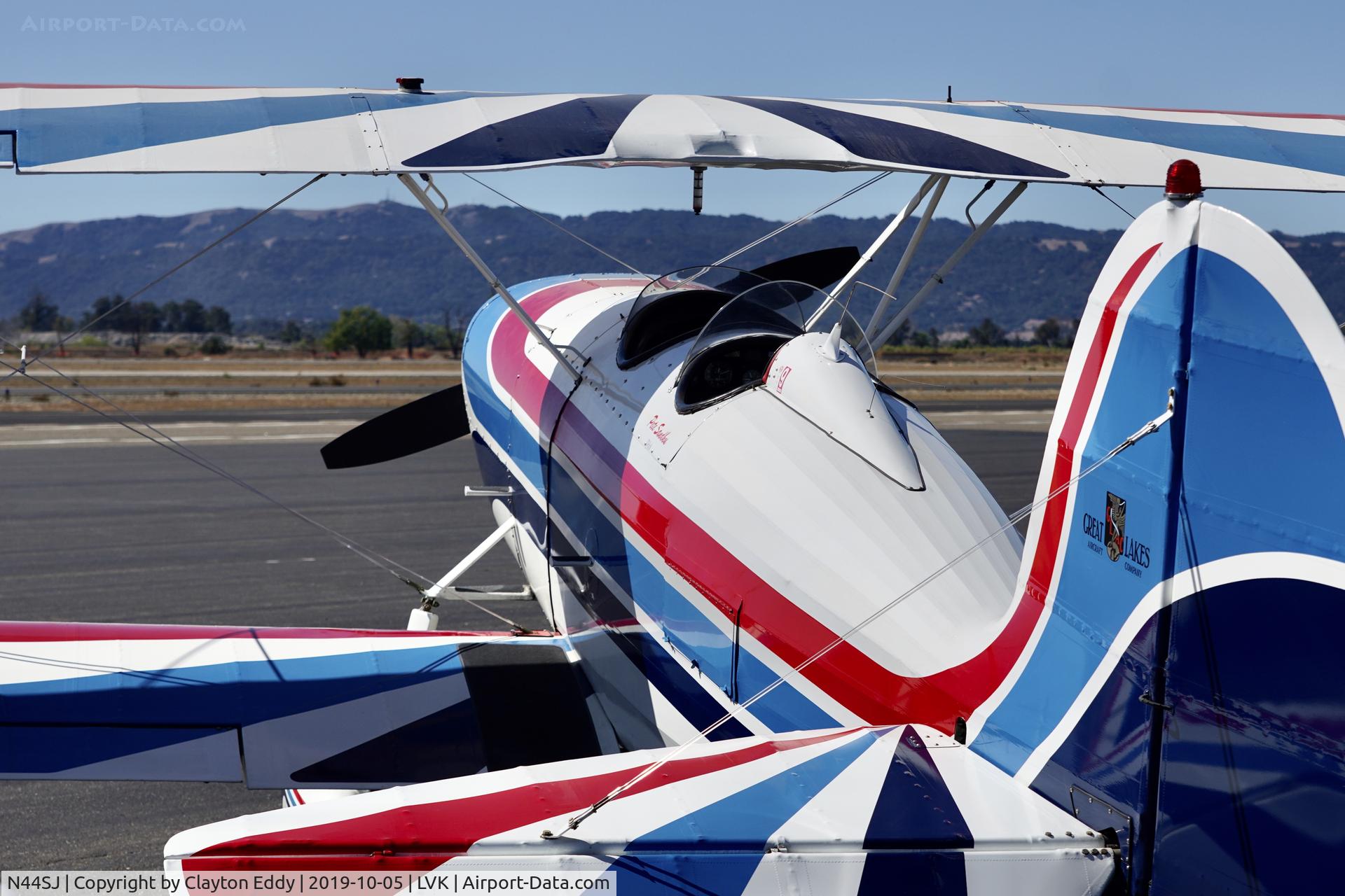 N44SJ, 1977 Great Lakes 2T-1A-2 Sport Trainer C/N 0752, Livermore airport airshow 2019.