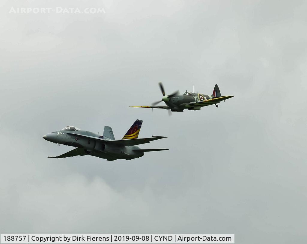 188757, McDonnell Douglas CF-188A Hornet C/N 0394/A329, Flypast of both past and present a/c.
