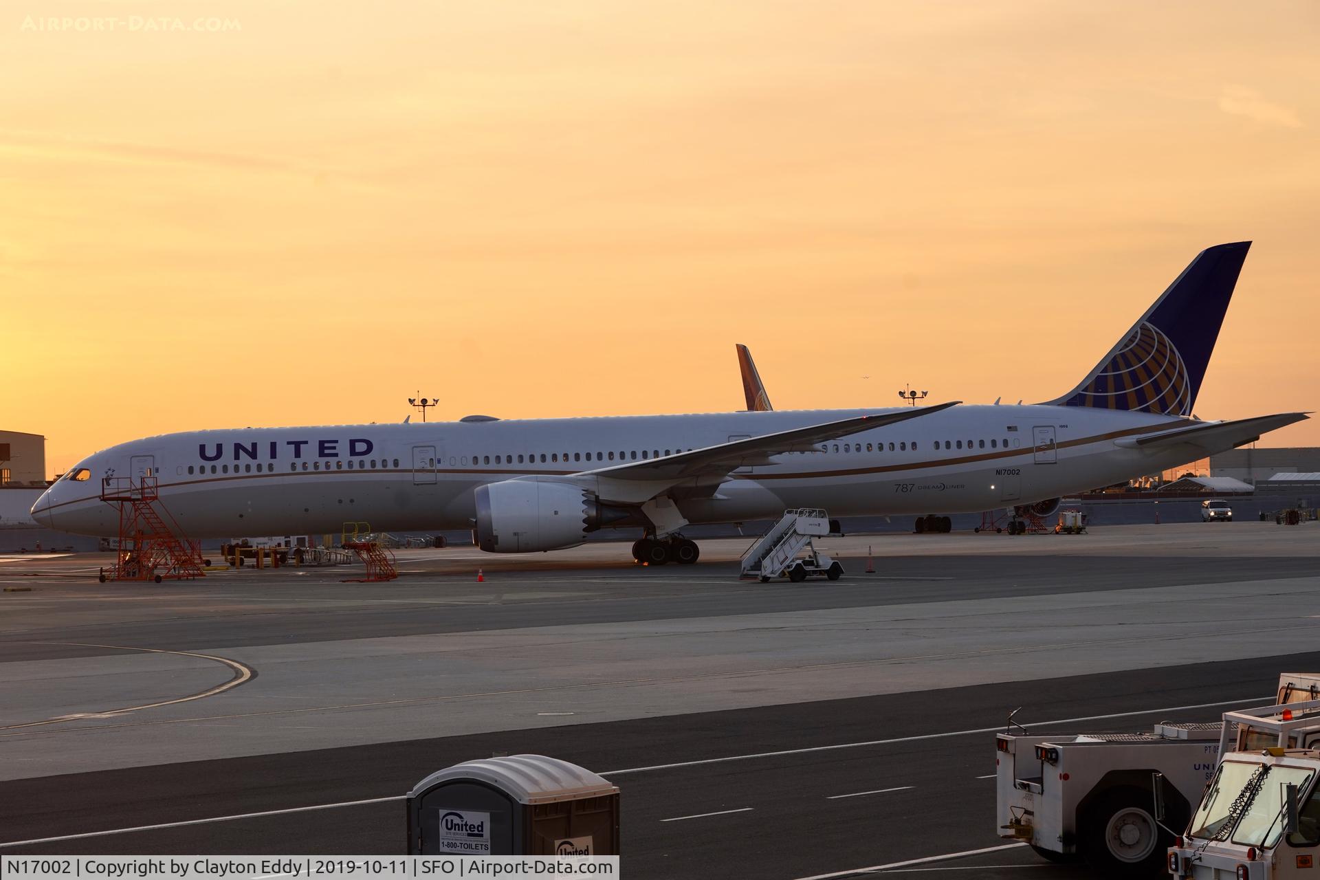 N17002, 2018 Boeing 787-10 Dreamliner C/N 40930, SFO 2019.