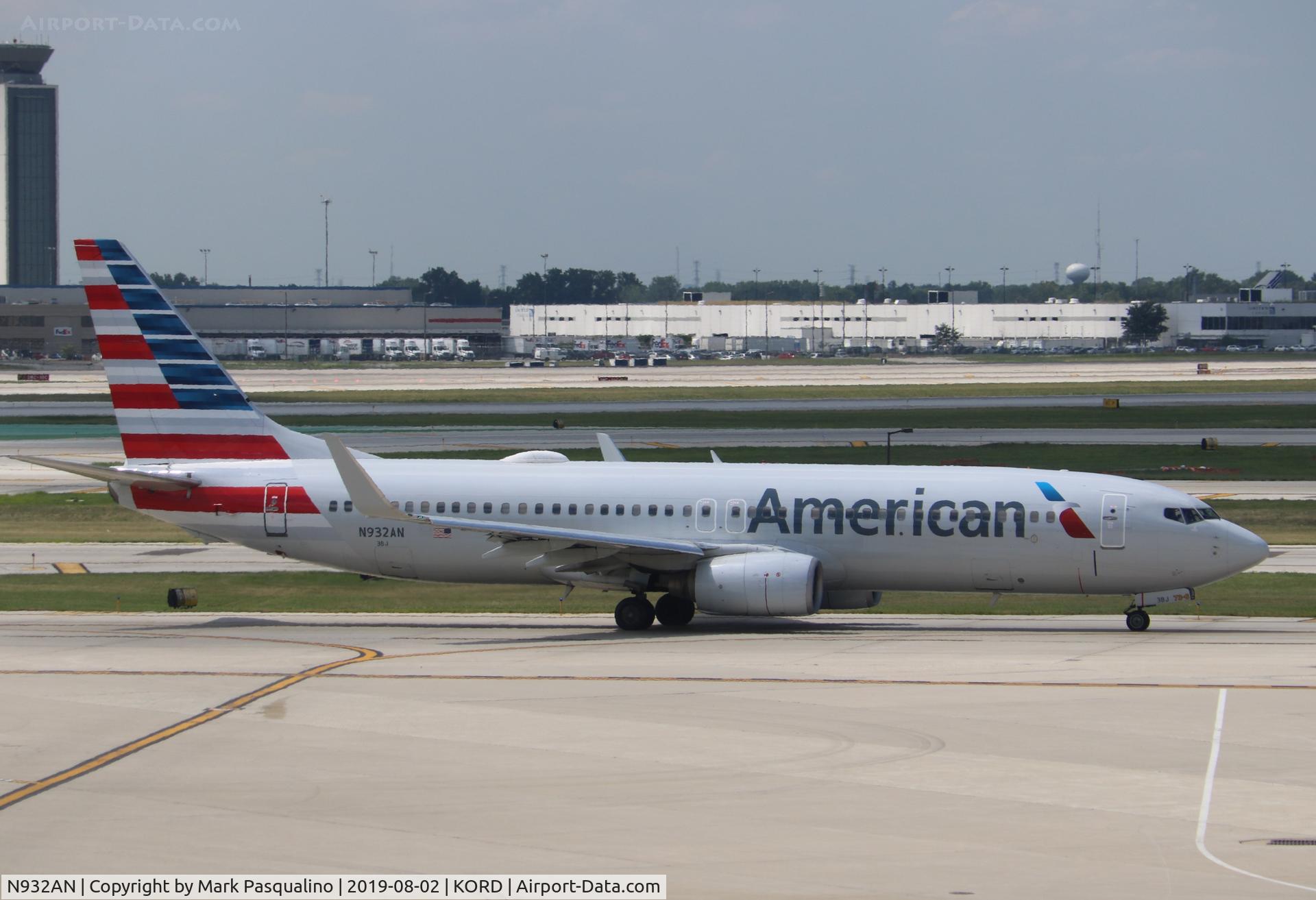 N932AN, 2000 Boeing 737-823 C/N 29530, Boeing 737-823