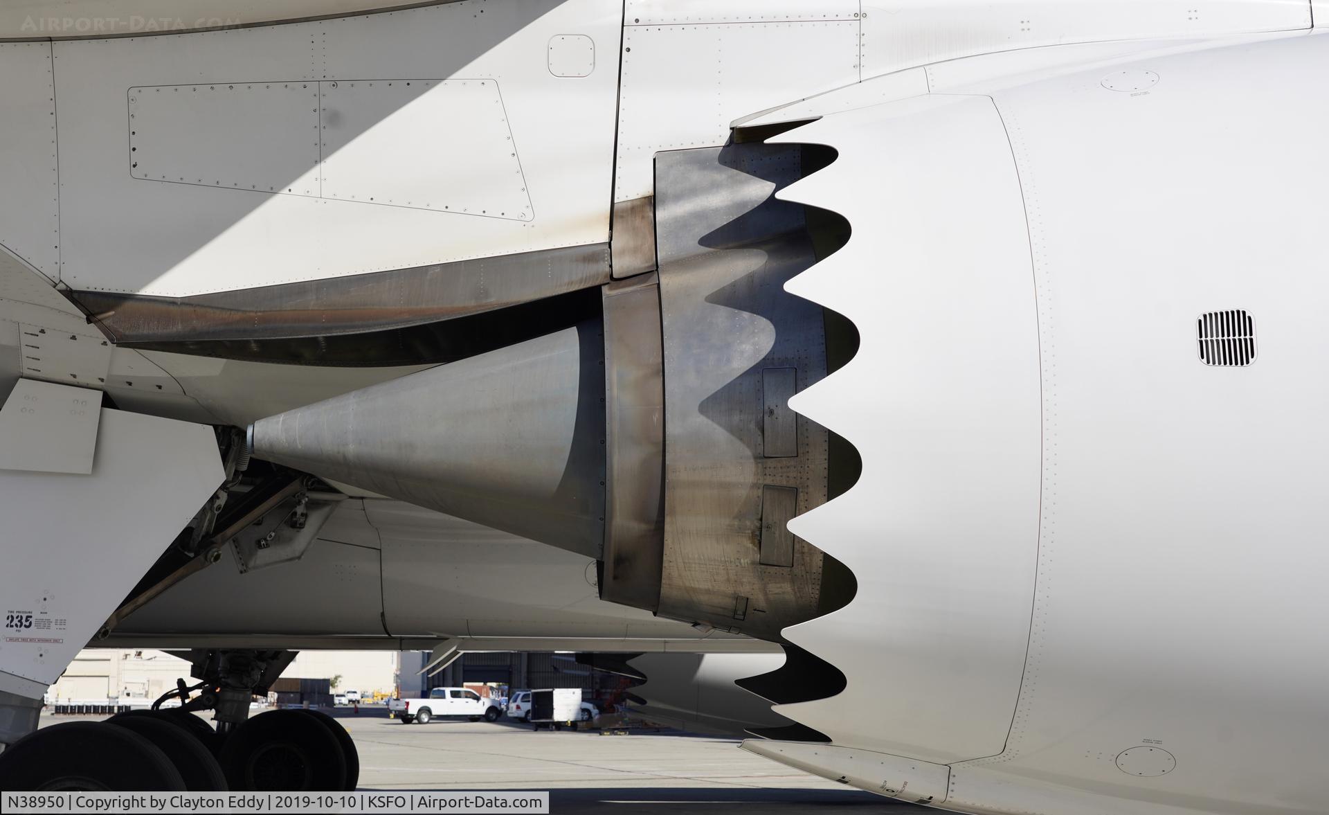 N38950, 2014 Boeing 787-9 Dreamliner Dreamliner C/N 36401, SFO 2019.