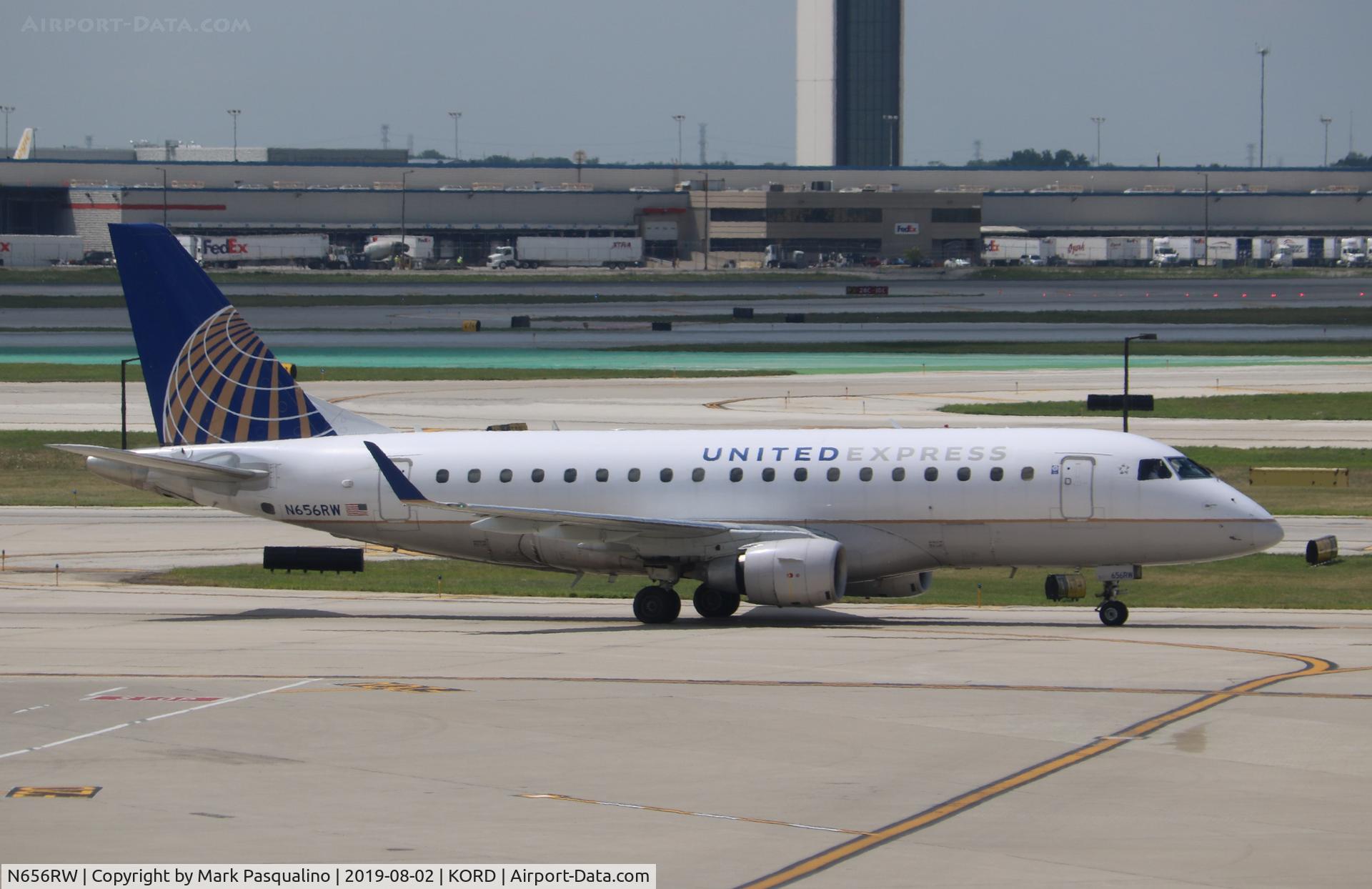 N656RW, 2005 Embraer 170SE (ERJ-170-100SE) C/N 17000113, ERJ-170-100SE