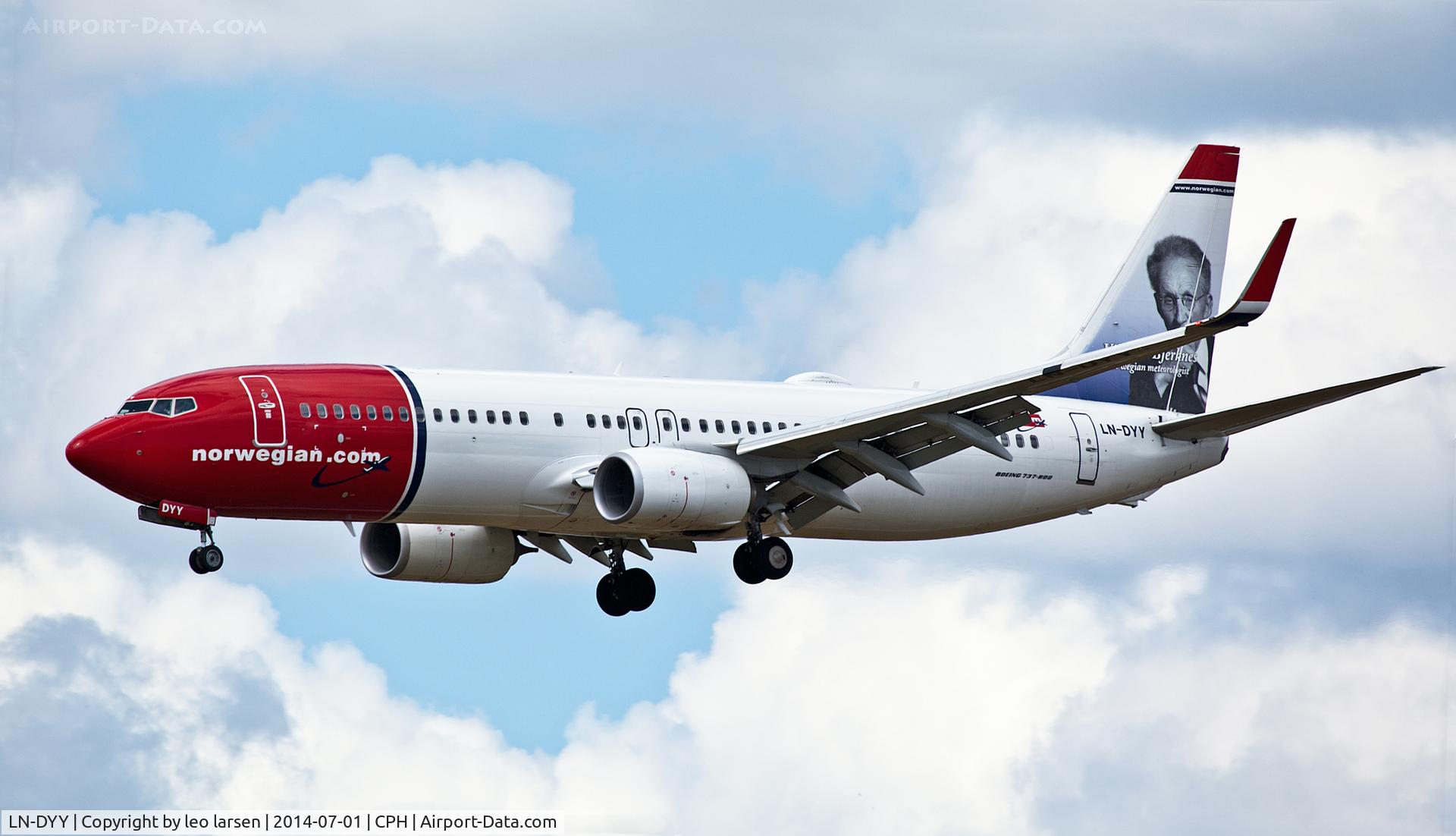 LN-DYY, 2012 Boeing 737-8JP C/N 39012, Copenhagen 1.7.2014