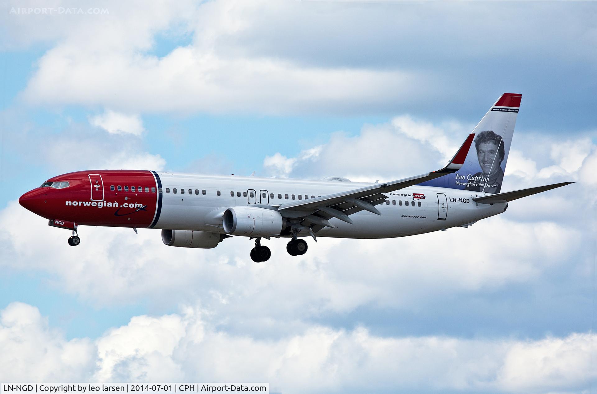 LN-NGD, 2012 Boeing 737-8JP C/N 39049/4161, Copenhagen 1.7.2014