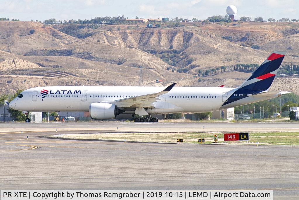 PR-XTE, 2016 Airbus A350-941 C/N 048, LATAM Airbus A350-900