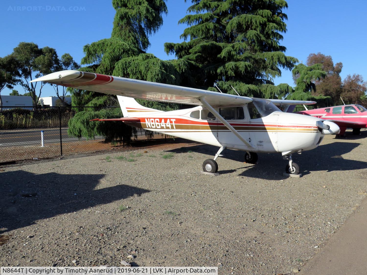 N8644T, 1960 Cessna 182C Skylane C/N 52544, 1960 Cessna 182C, c/n: 52544, 2019 AOPA Livermore Fly-In