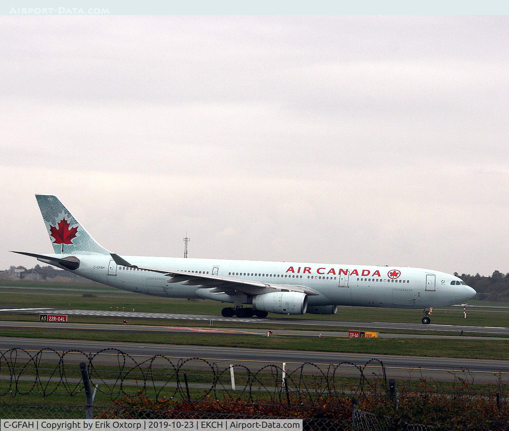 C-GFAH, 1999 Airbus A330-343 C/N 0279, C-GFAH taking off rw 22L