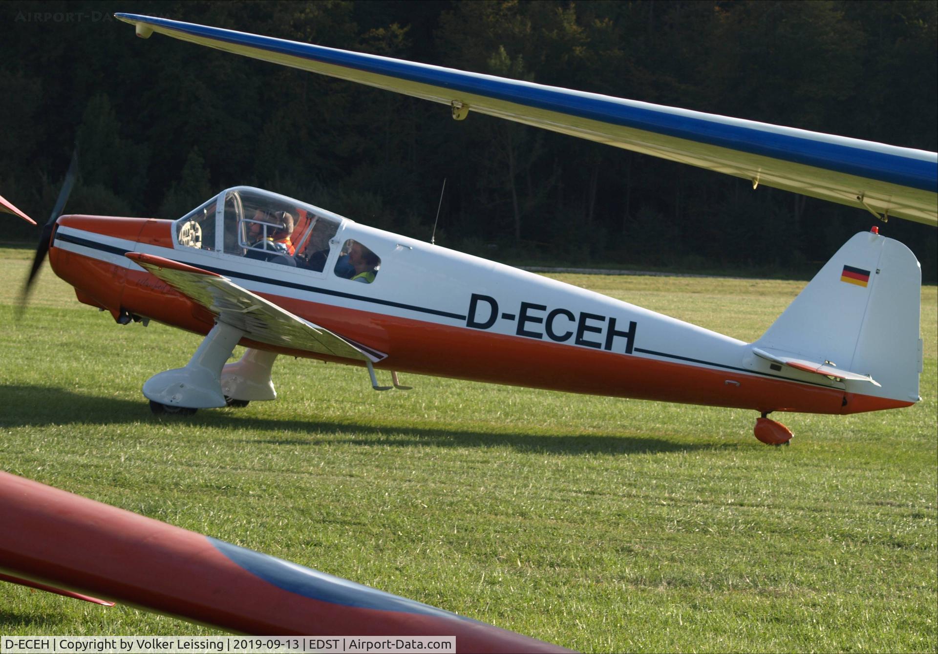 D-ECEH, 1959 Klemm KL-107C C/N 127, taxi to rwy