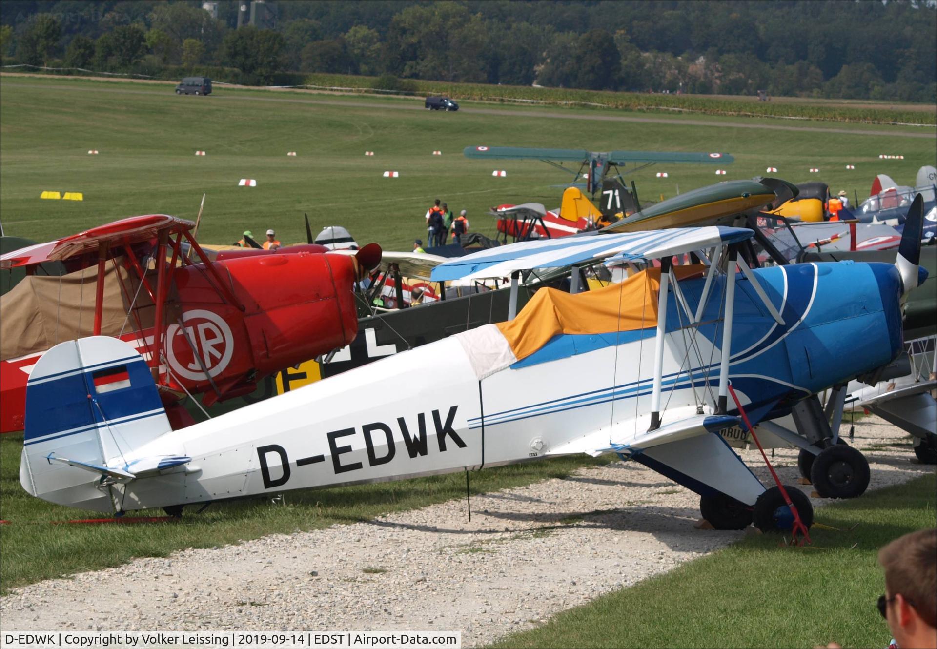 D-EDWK, 1954 CASA 1-131E Jungmann C/N 2080, parking at ott19