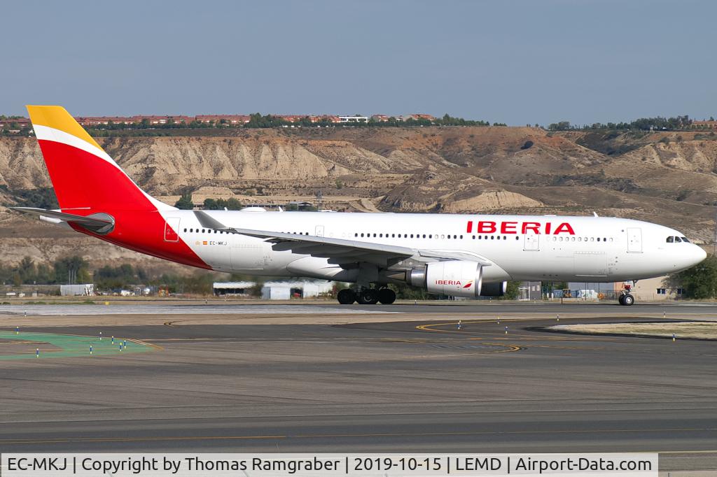 EC-MKJ, 2016 Airbus A330-202 C/N 1728, Iberia Airbus A330-200
