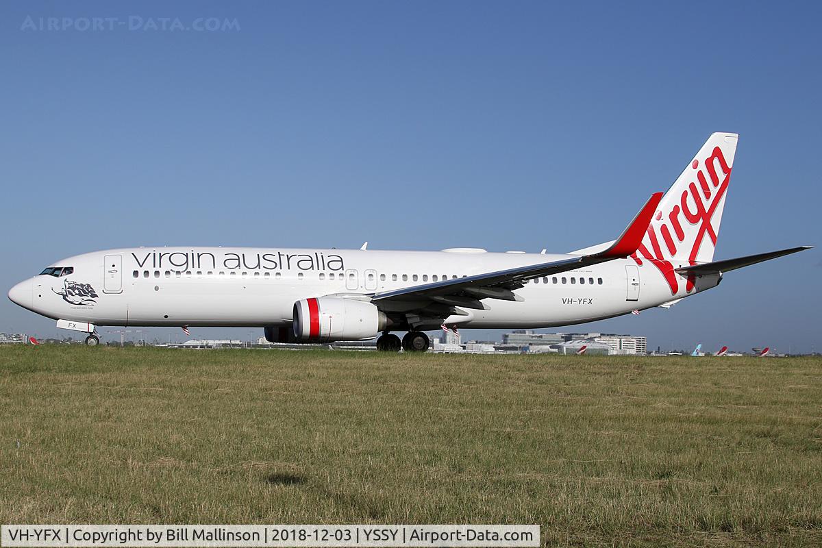 VH-YFX, 2017 Boeing 737-800 C/N 41013, taxi to 34R