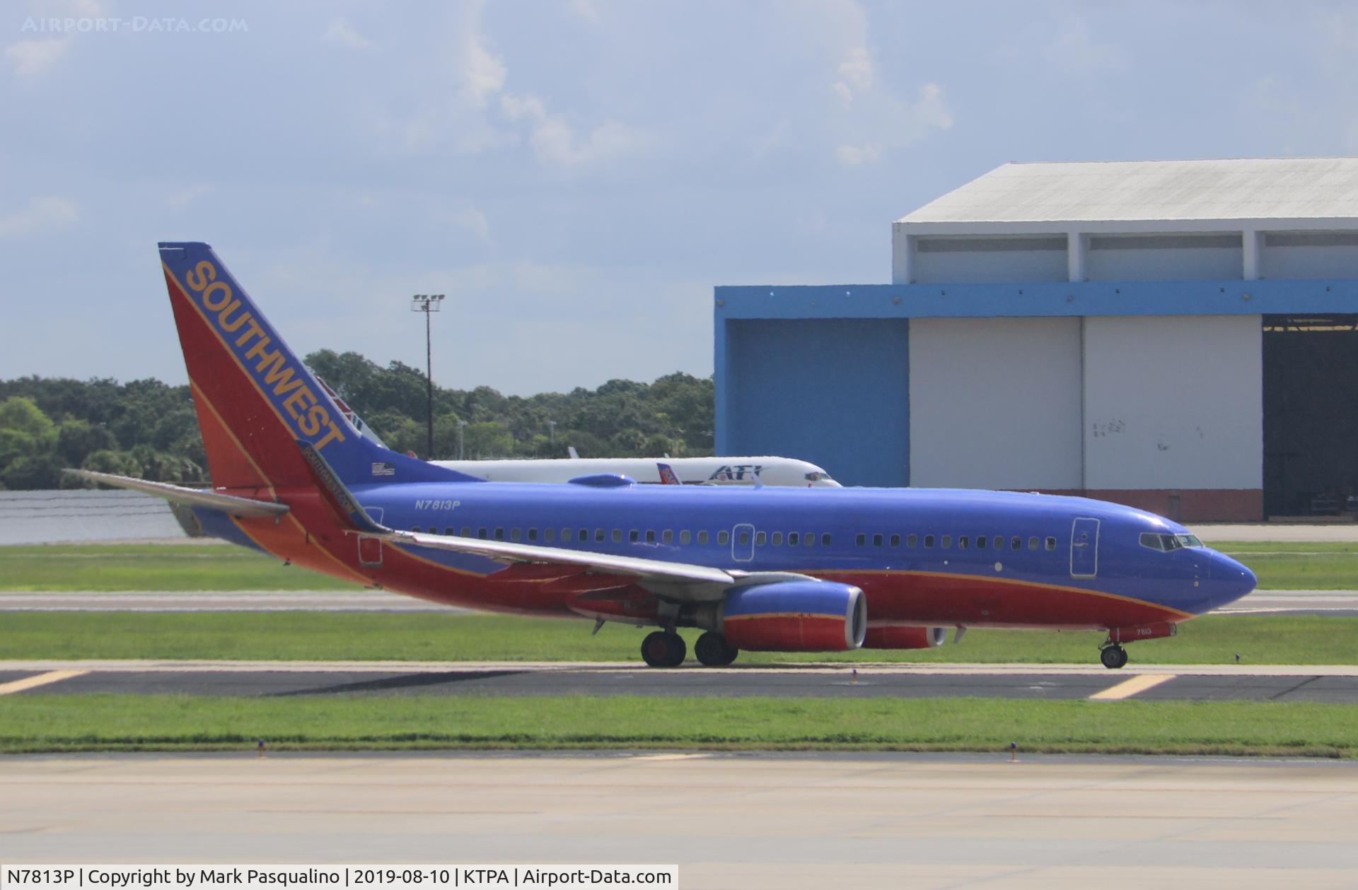 N7813P, 2001 Boeing 737-7K9 C/N 30041, Boeing 737-7K9