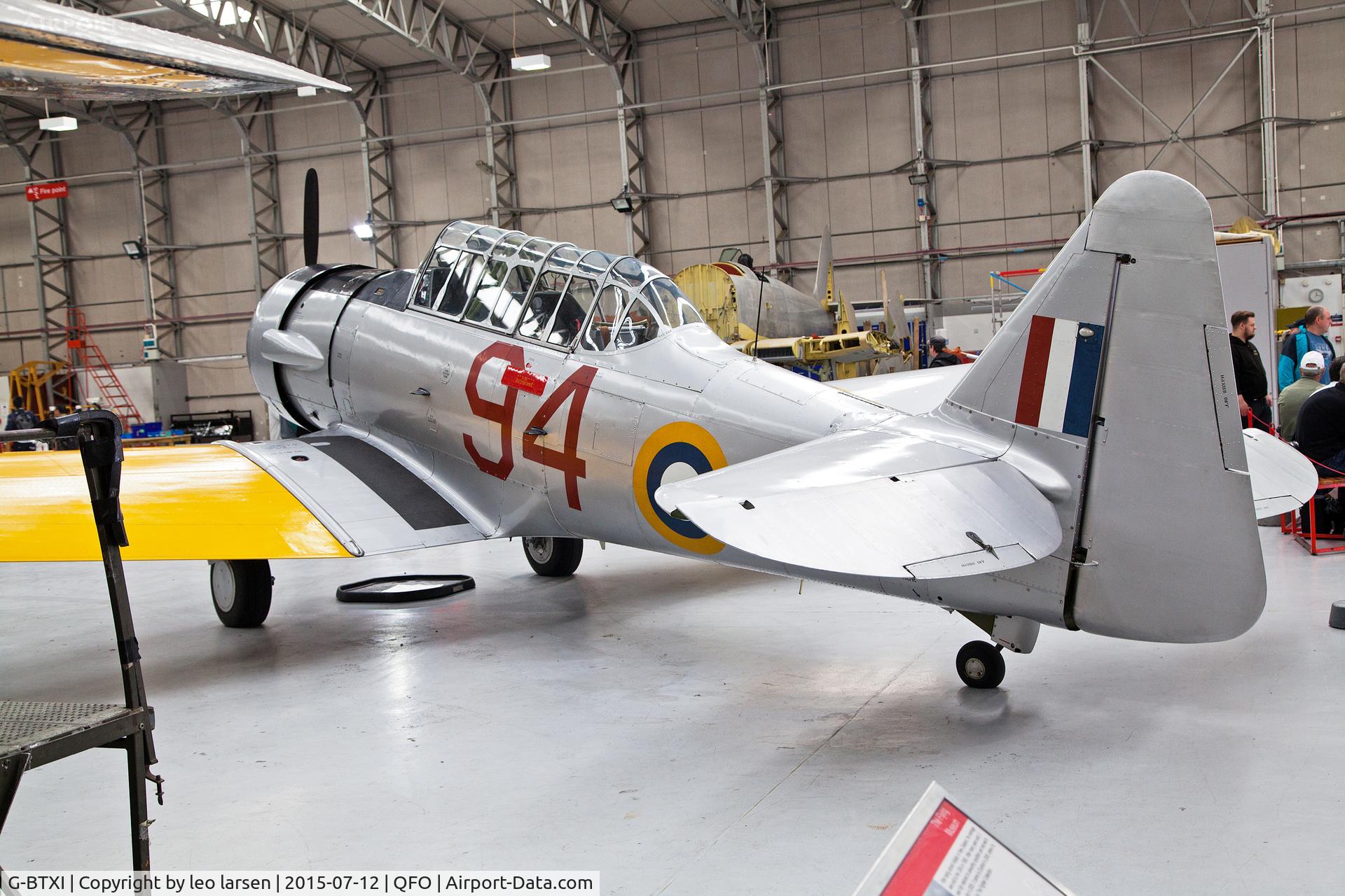 G-BTXI, 1942 Noorduyn AT-16 Harvard IIB C/N 14-429, Duxford 12.7.2015